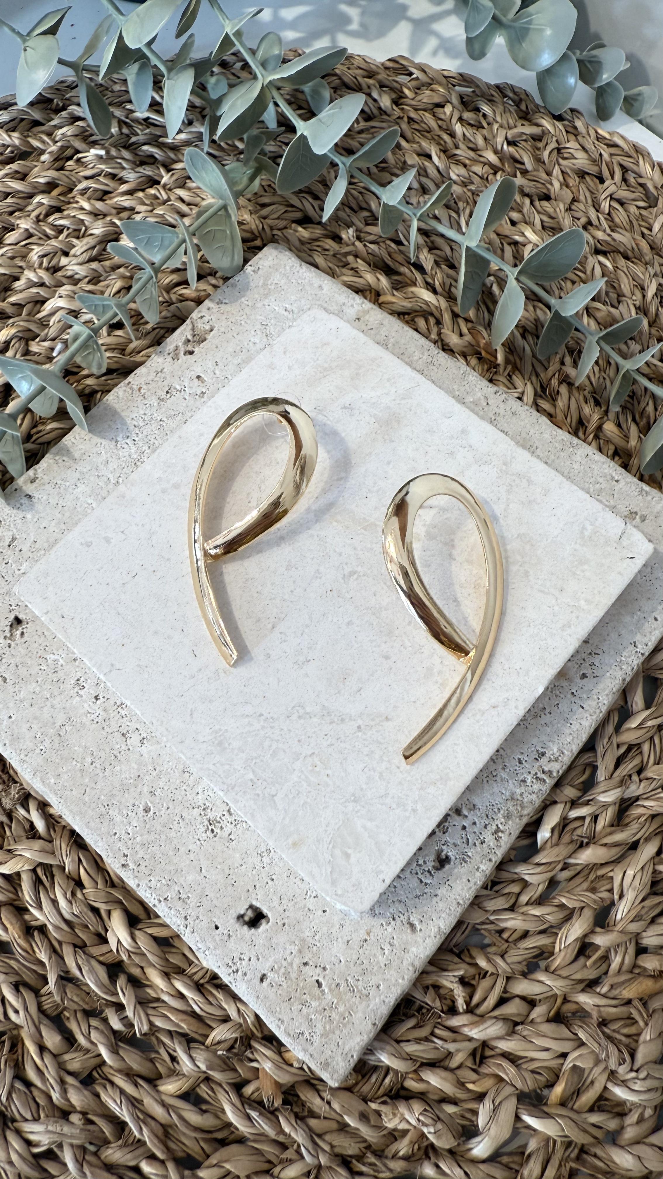 İthal Gold Renk Küpe