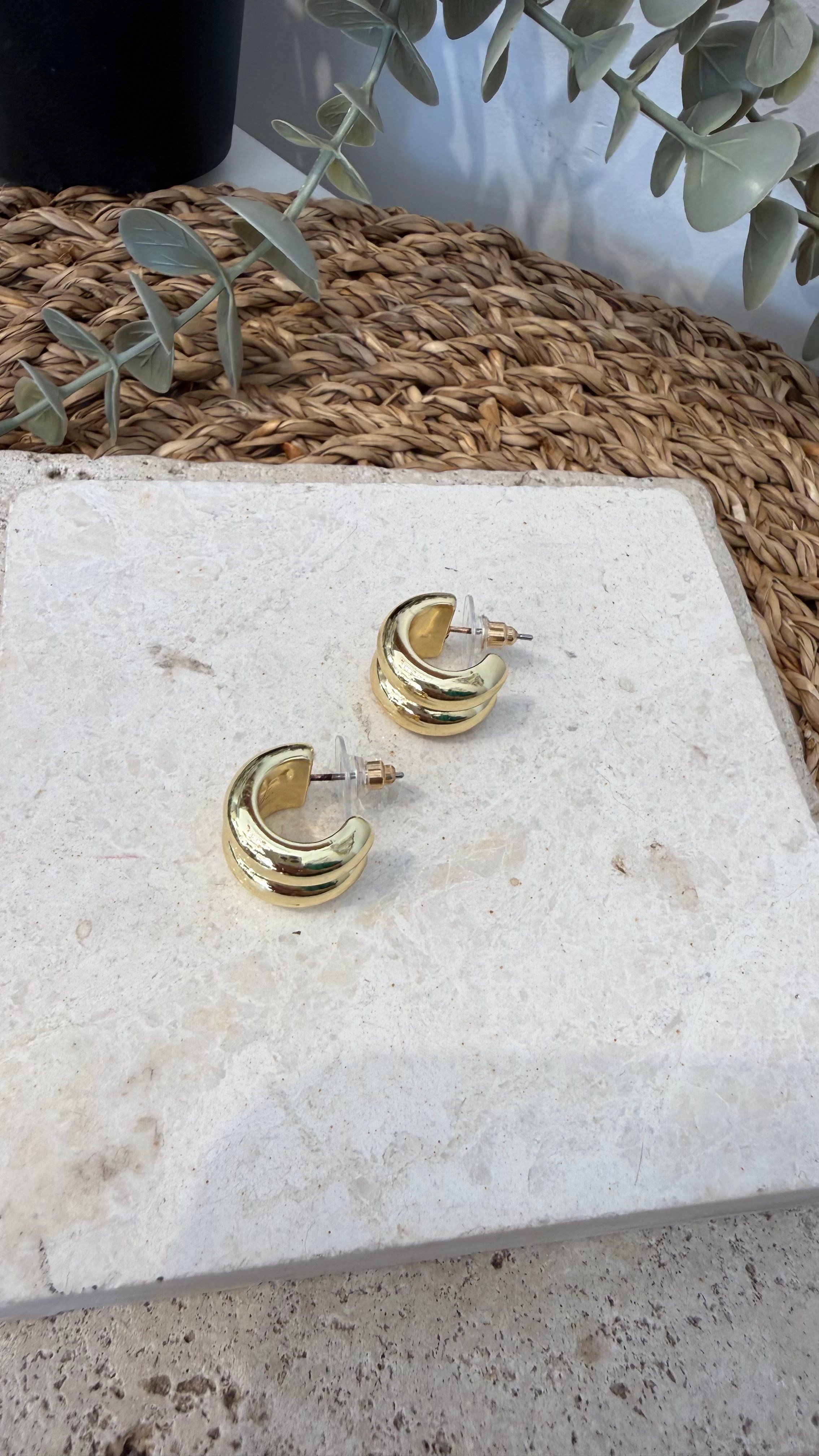 İthal Gold Renk Küpe