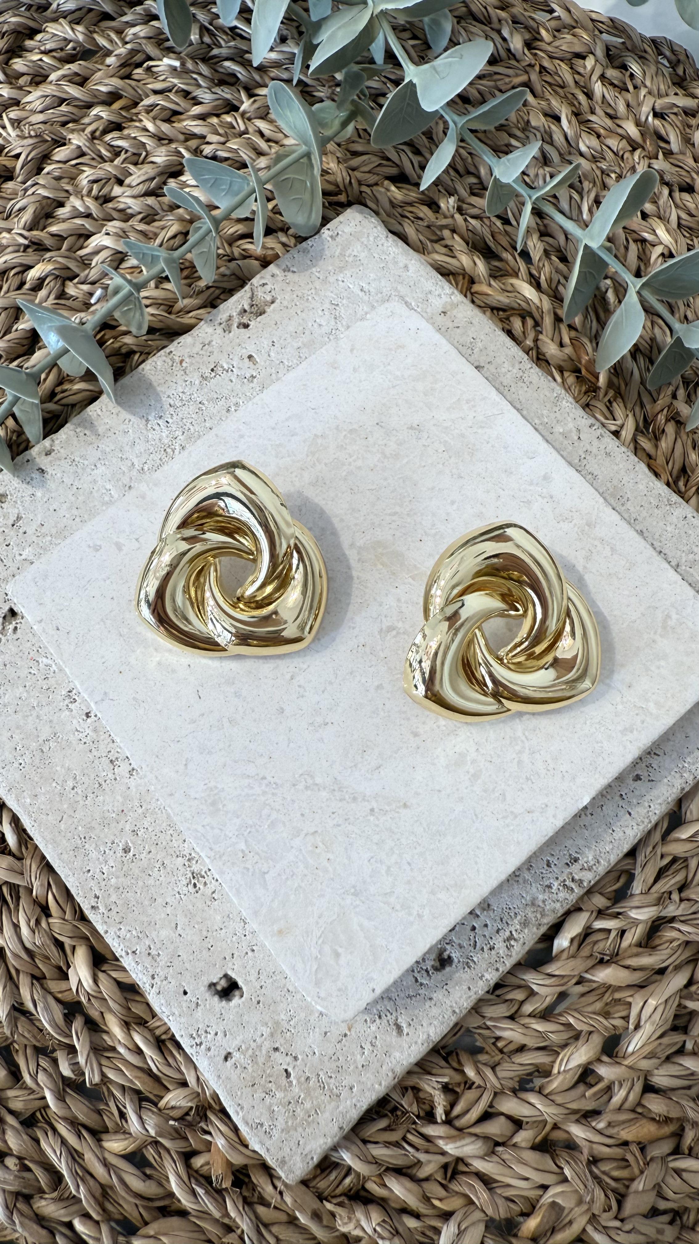İthal Gold Renk Küpe