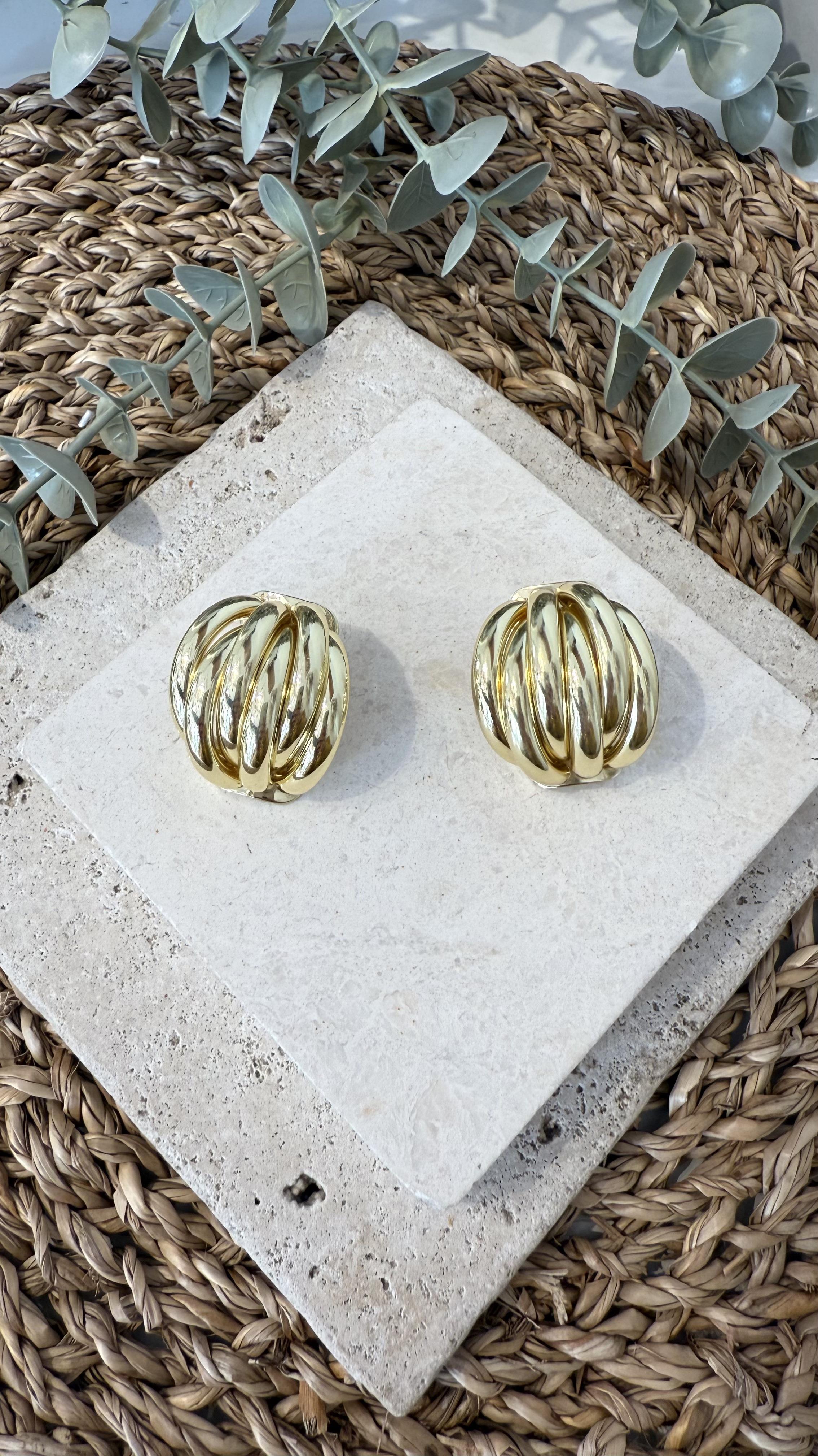İthal Gold Renk Küpe