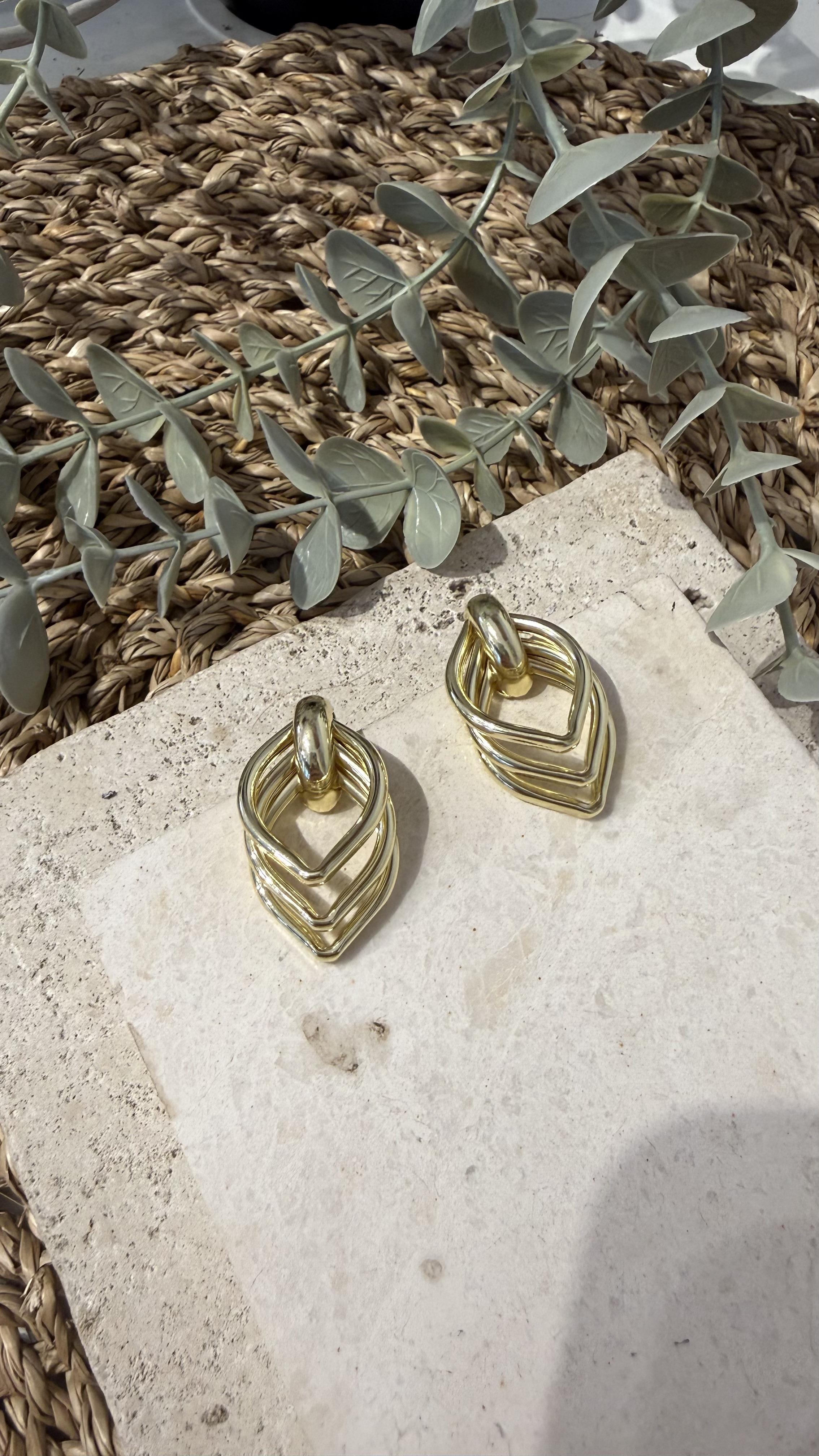 İthal Gold Renk Küpe