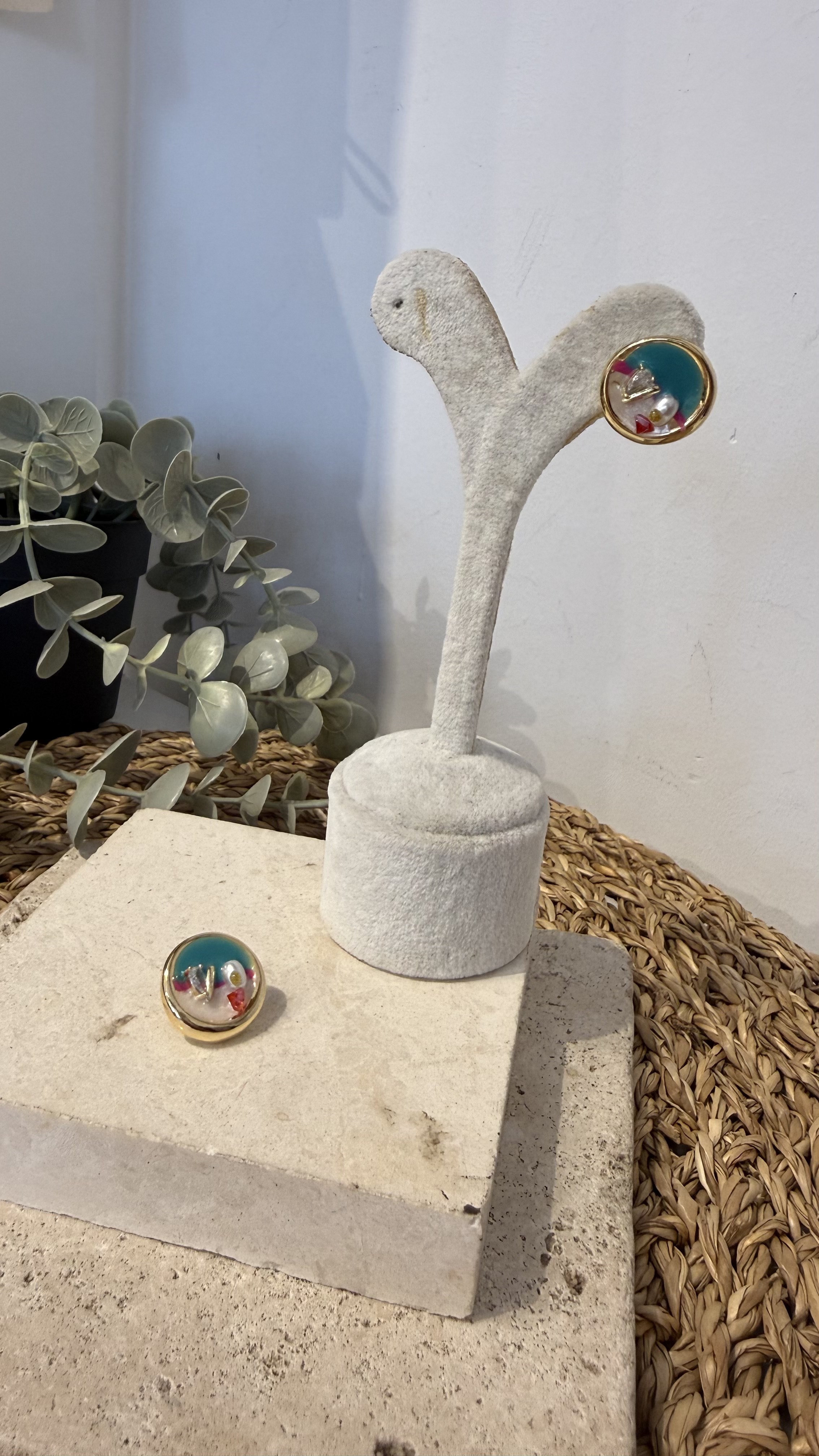 İthal Gold Renk Mavi Mineli Küpe