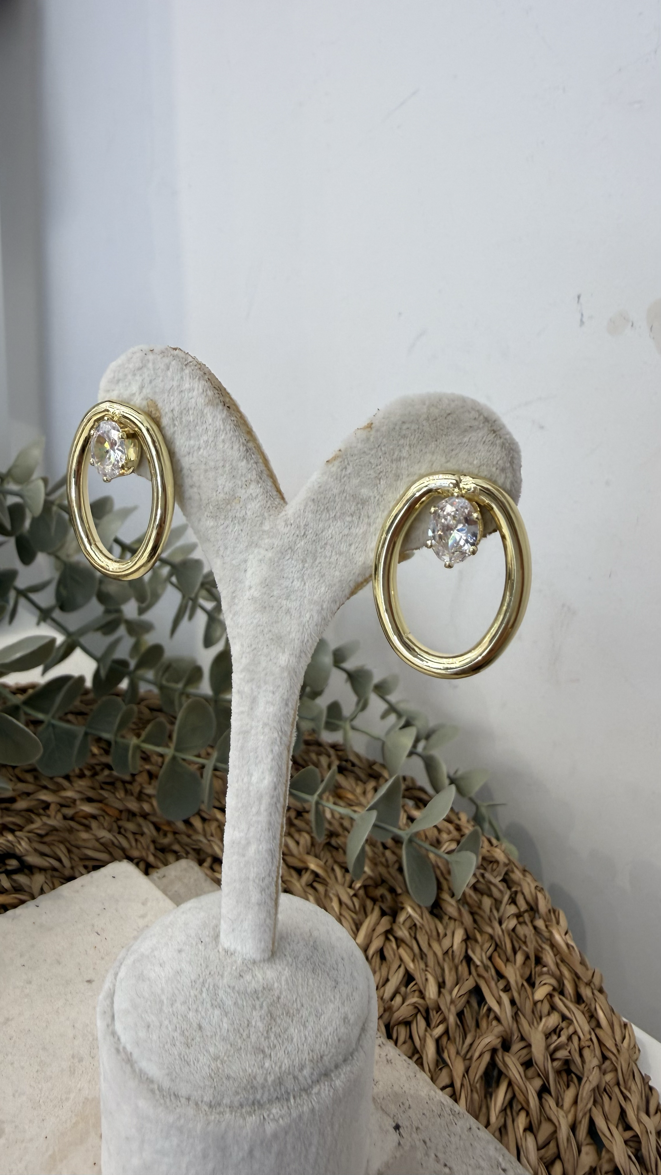 İthal Gold Renk Taşlı Küpe