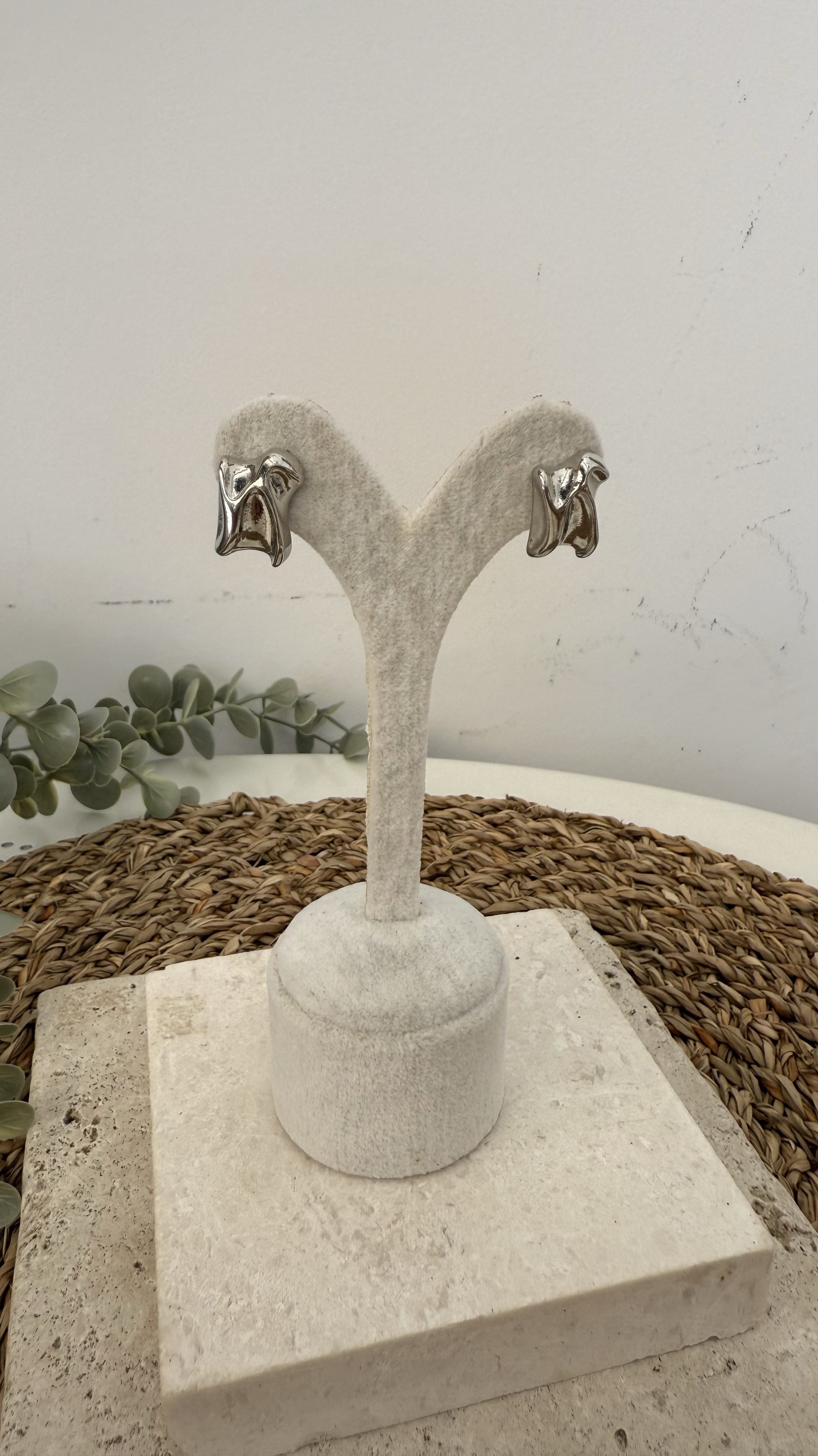 İthal Gümüş Renk Küpe