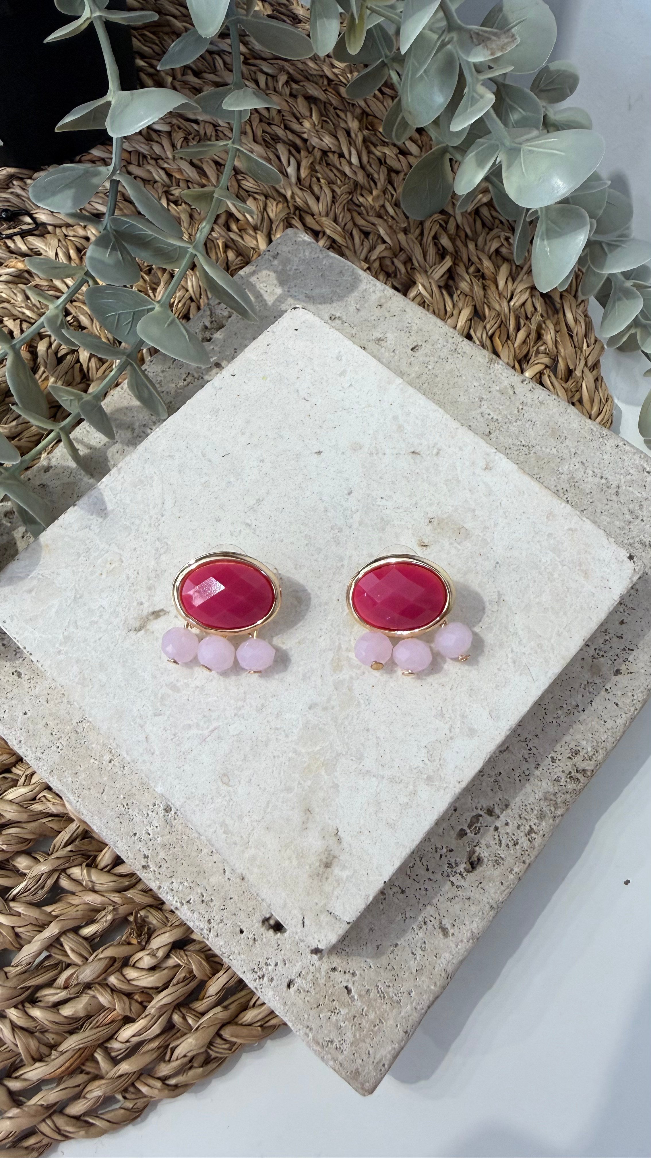 İthal Pembe Taşlı Minimal Küpe
