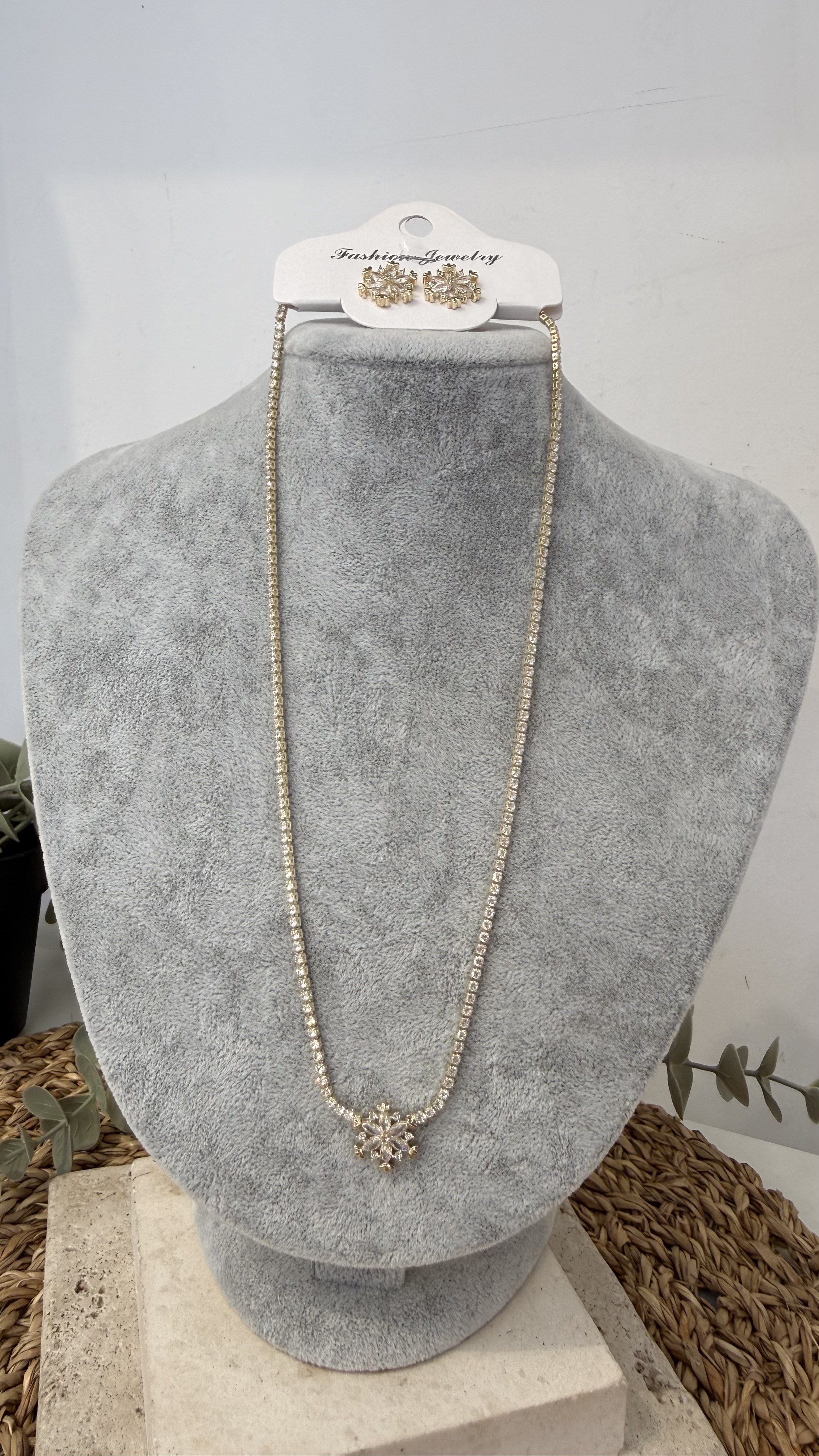 İthal Zirkon Taşlı Kolye Küpe Set