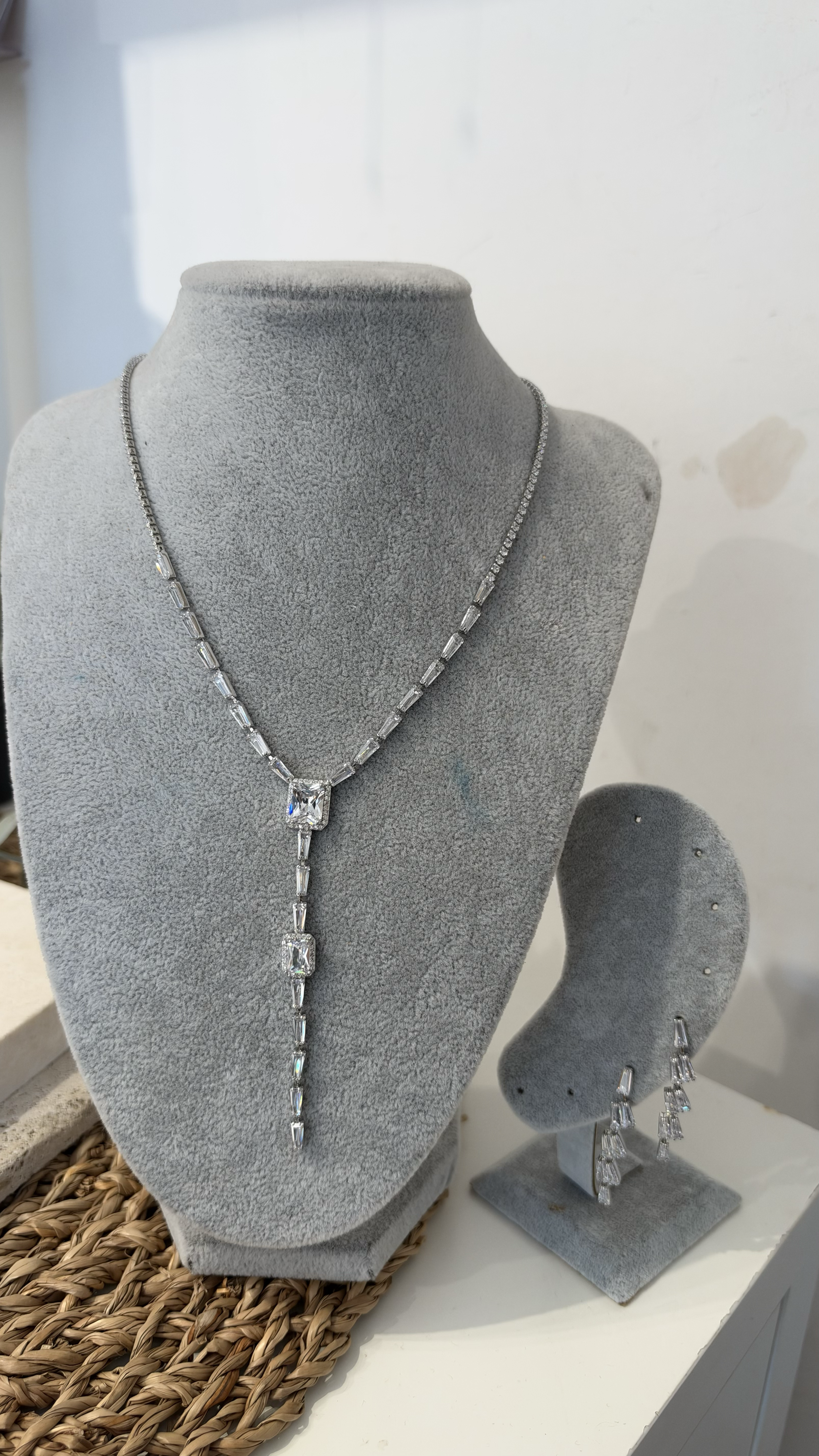 İthal Zirkon Taşlı Kolye Küpe Set