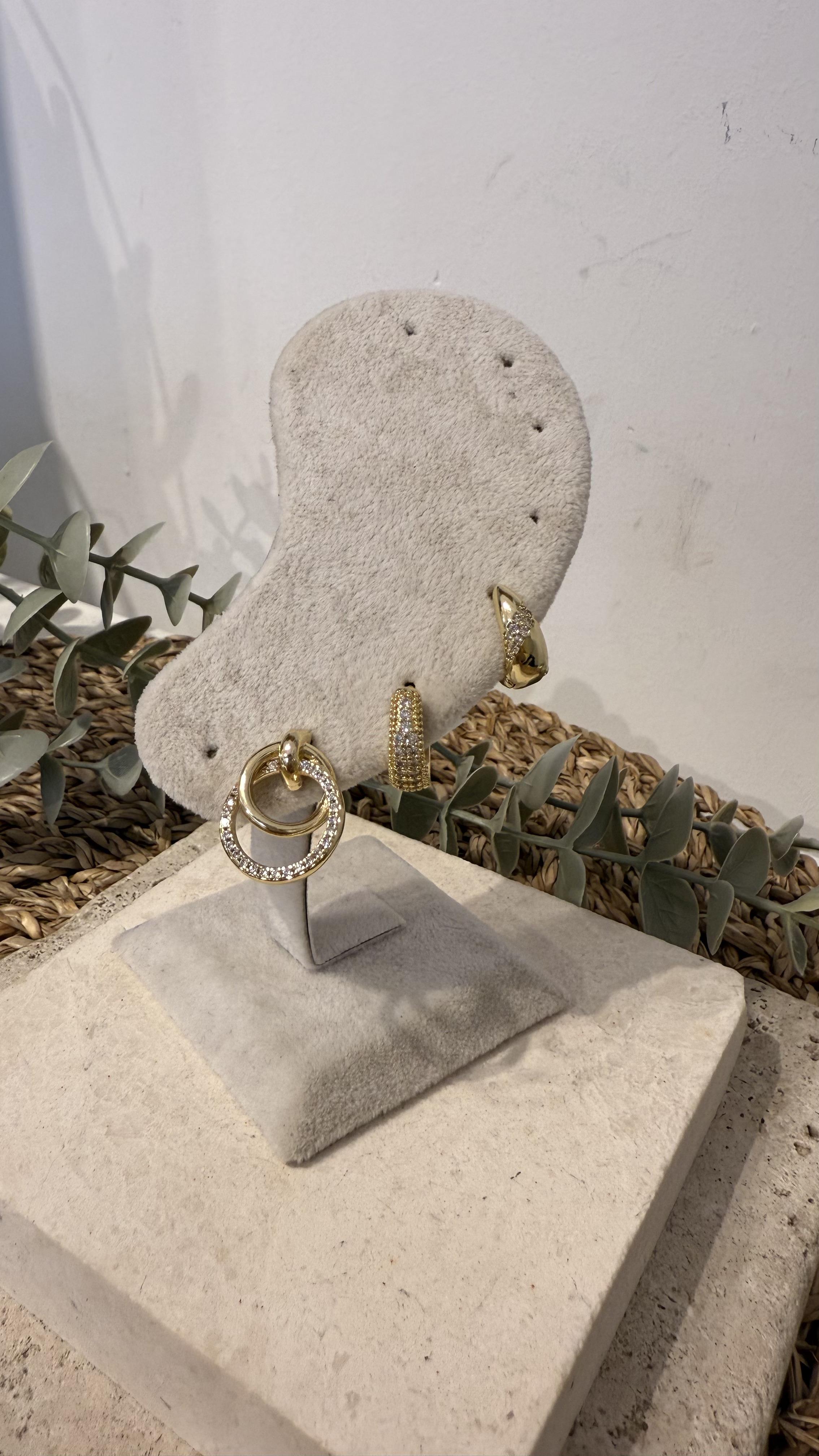 Zirkon Üçlü Gold Renk Küpe