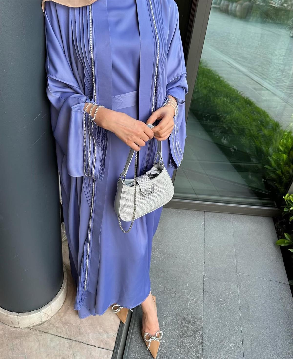 Taş Detaylı Saten Mor Abaya