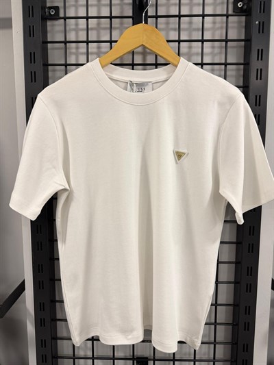 Gue Arma Detaylı Beyaz Tshirt