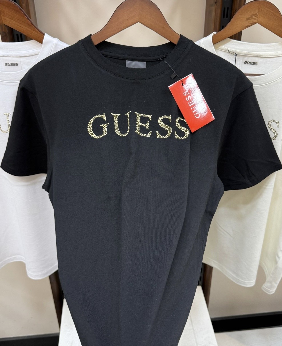 Gue Siyah Taş Yazı Detaylı Tshirt