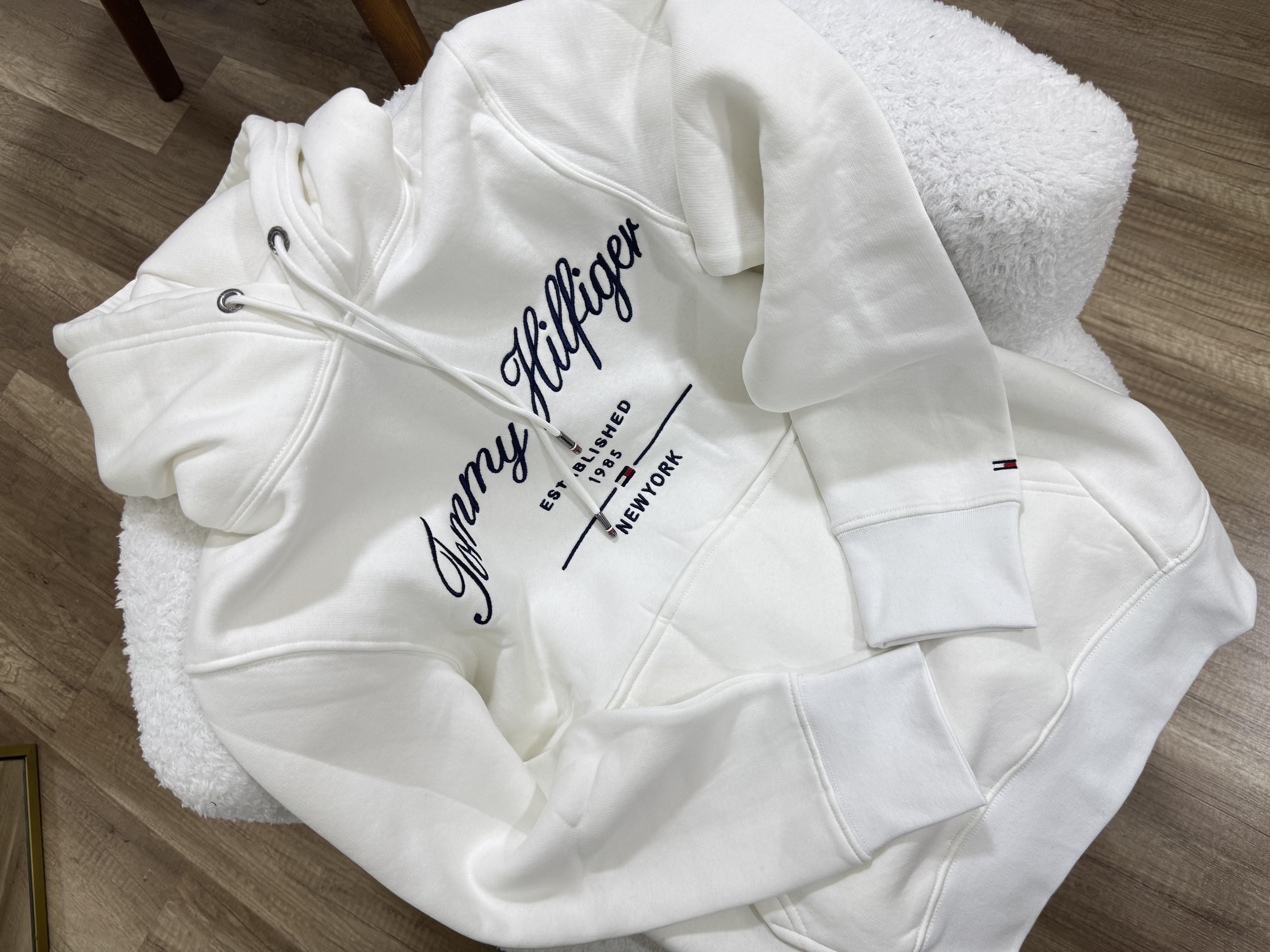 Tom Önden Yazılı Sweatshirt