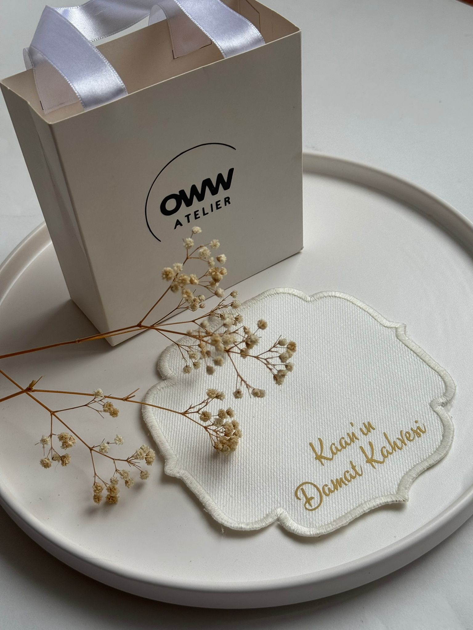 İsimli Damat Fincanı Mendili (Beyaz Kenarlı-Gold Baskı)