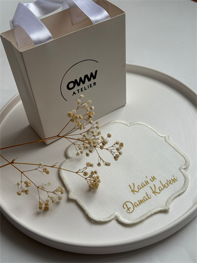 İsimli Damat Fincanı Mendili (Beyaz Kenarlı-Gold Baskı)
