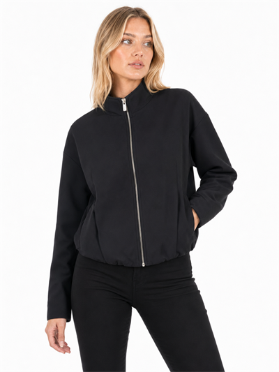 Beli Lastikli Mont