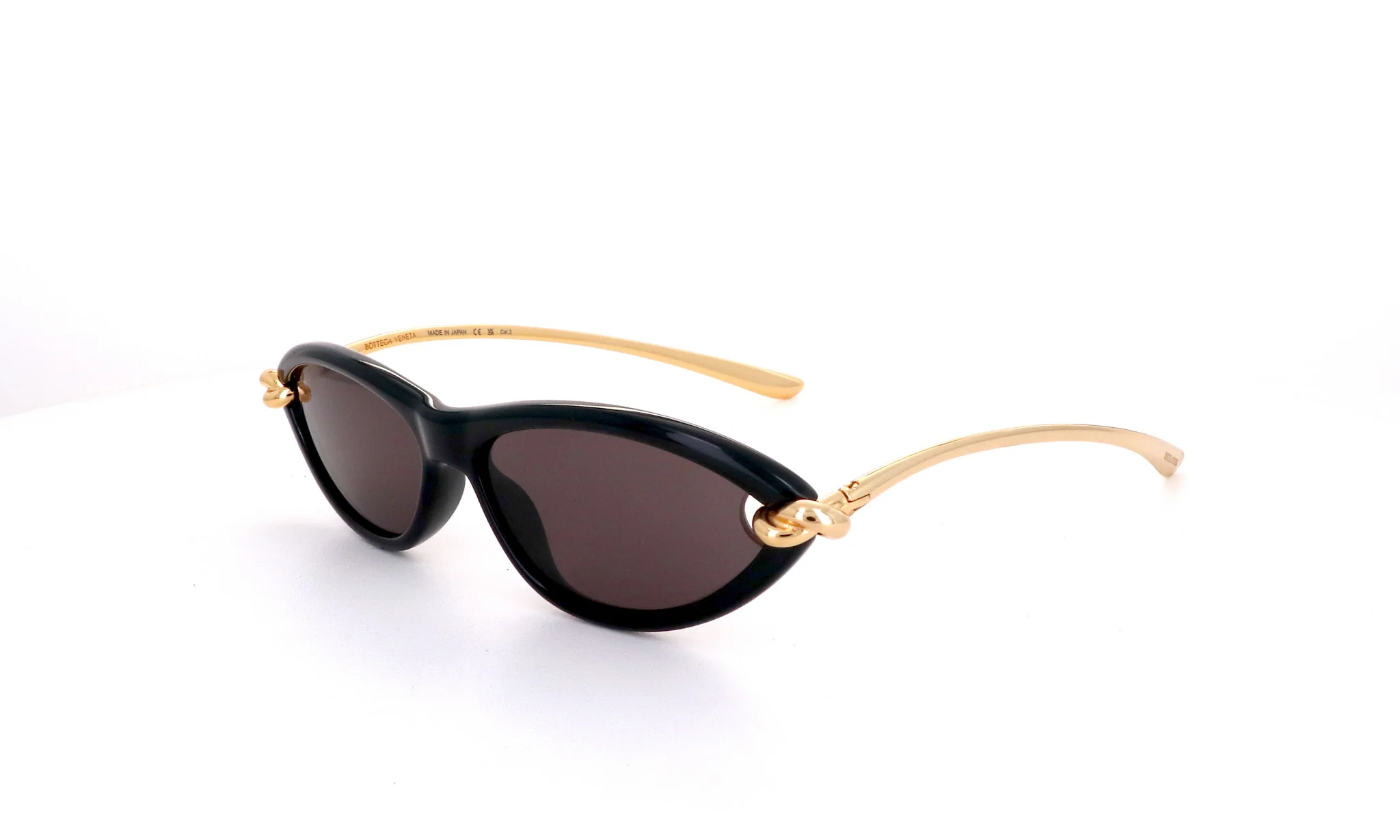 BOTTEGA VENETA BV 1390S 001 KADIN GÜNEŞ GÖZLÜĞÜ