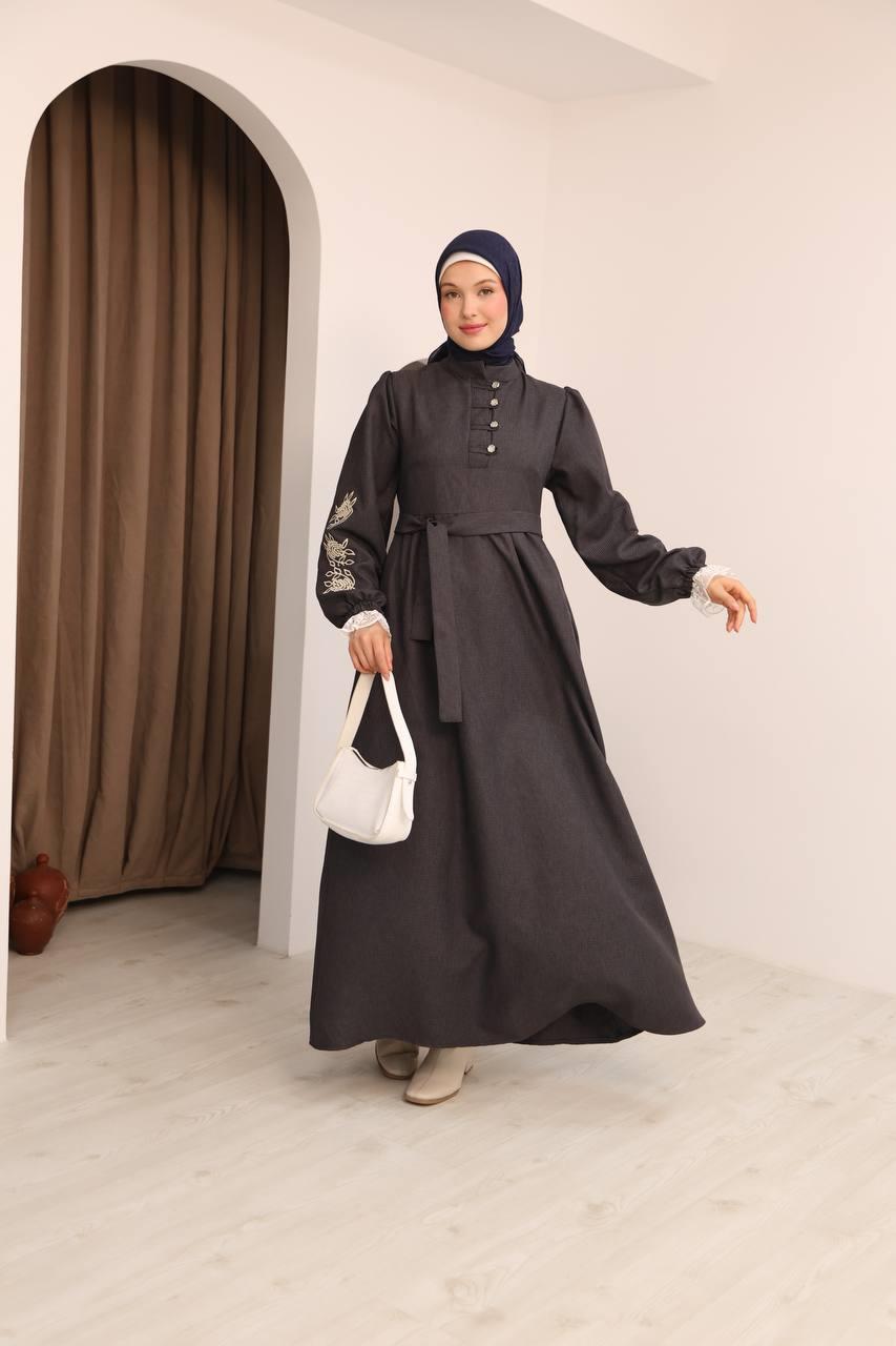 7066 Dantelli ve İşlemli Elbise - Koyu Gri