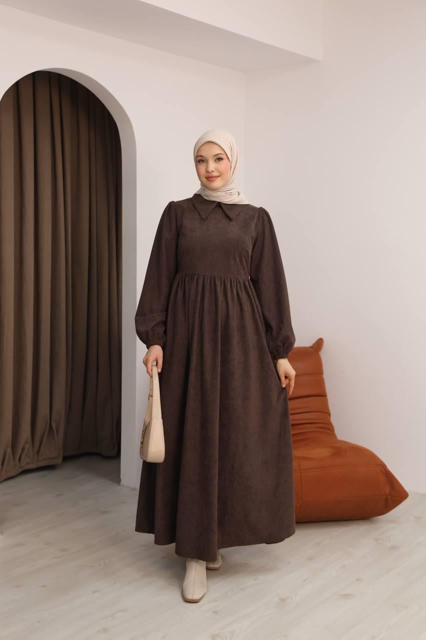 7100 Sade Tasarımlı Kadife Elbise - Kahverengi