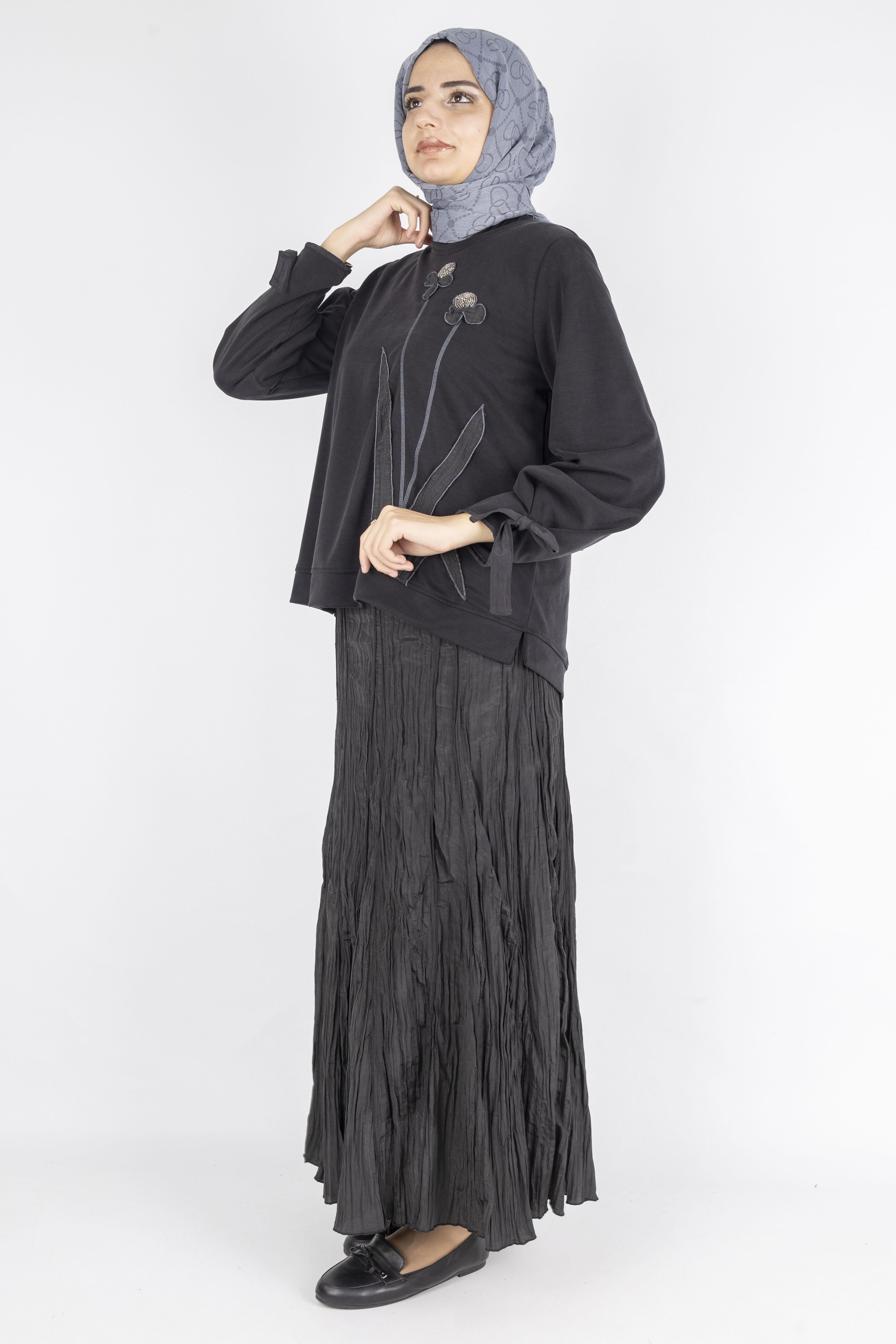 Aplike Detaylı Üst  Pileli Crinkle Etek Takımı Siyah OTW5959