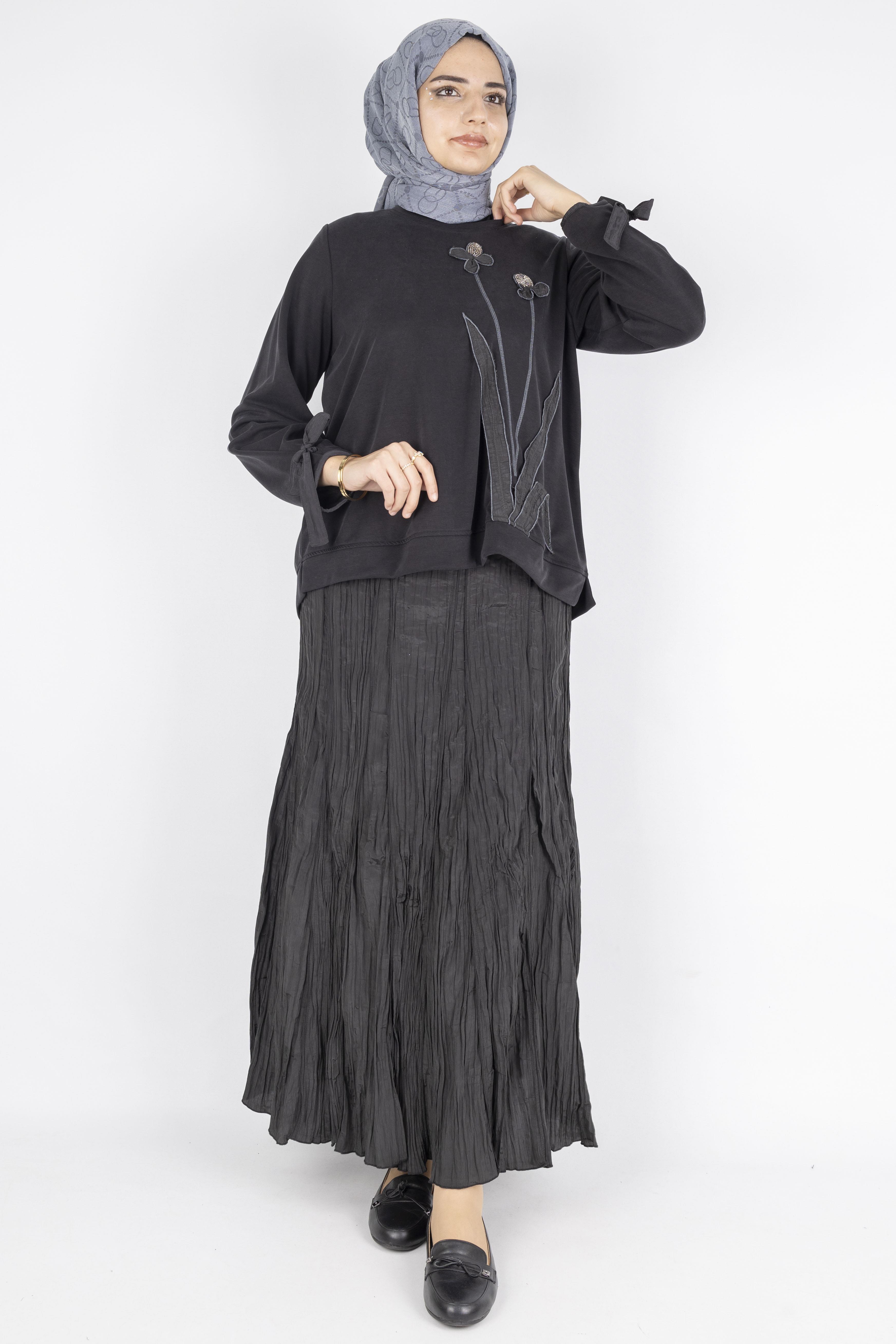 Aplike Detaylı Üst  Pileli Crinkle Etek Takımı Siyah OTW5959