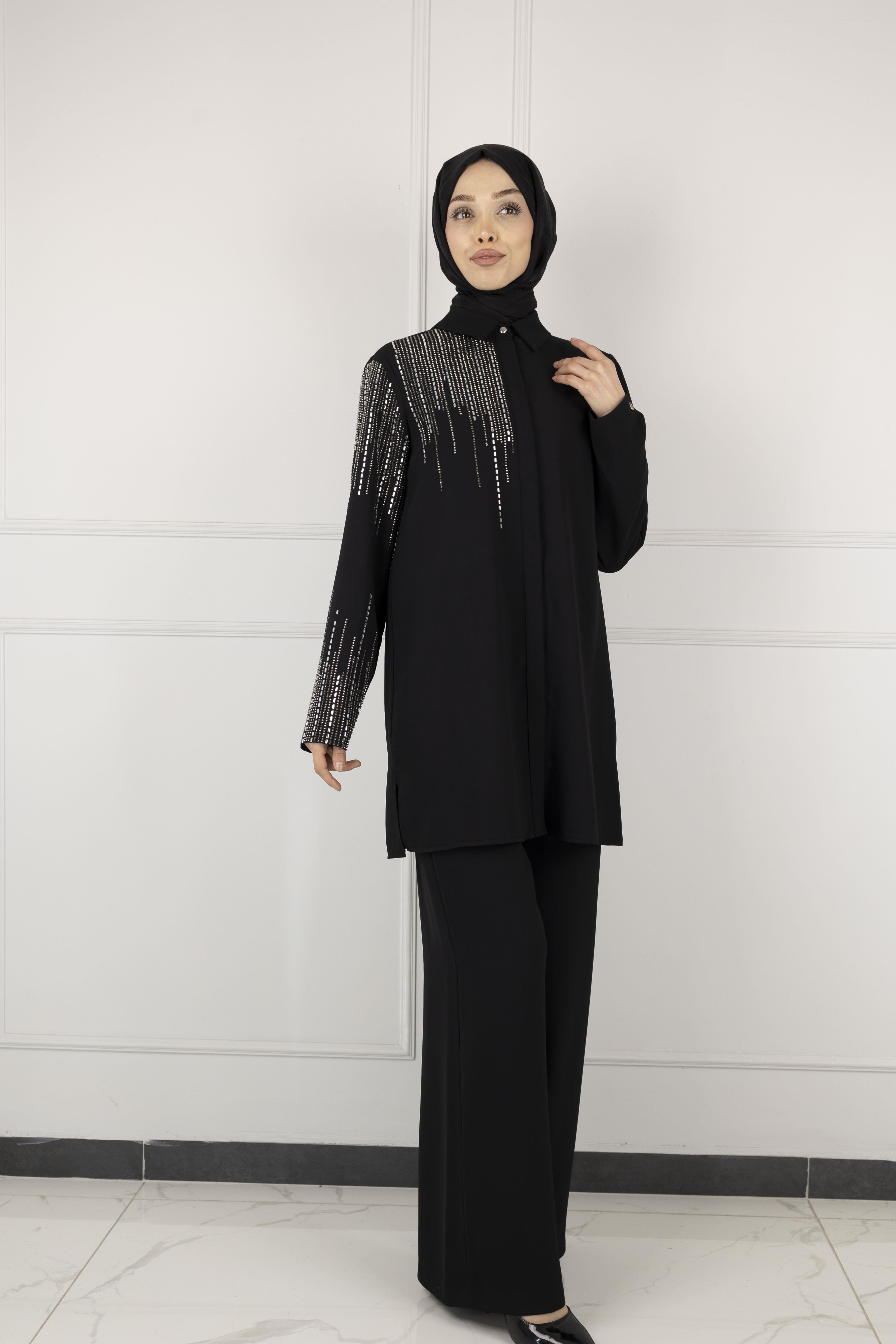 ARMİNE TAŞ DETAYLI ARMİNE PANTOLONLU TAKIM Siyah OTW602