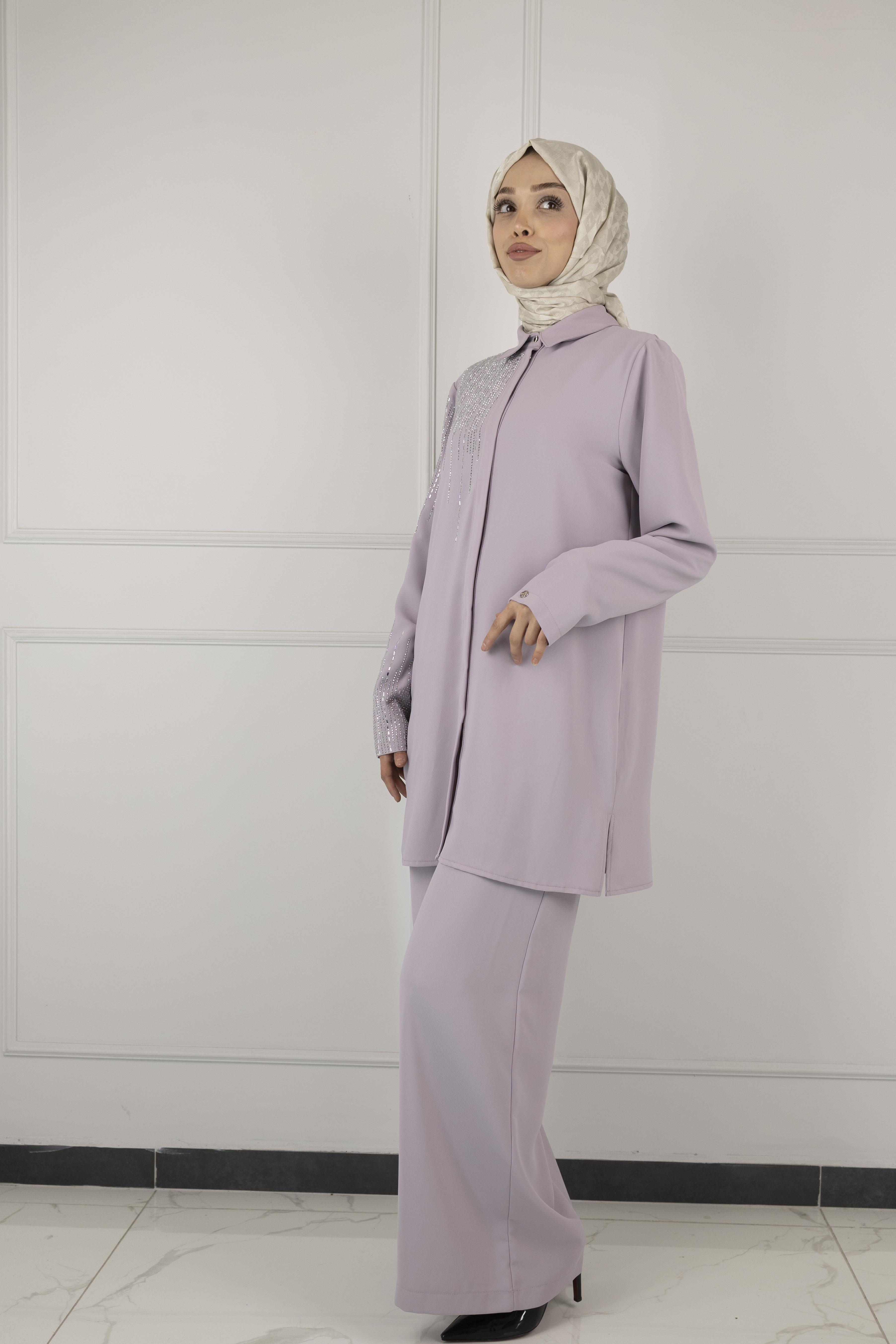 ARMİNE TAŞ DETAYLI ARMİNE PANTOLONLU TAKIM Lila OTW602