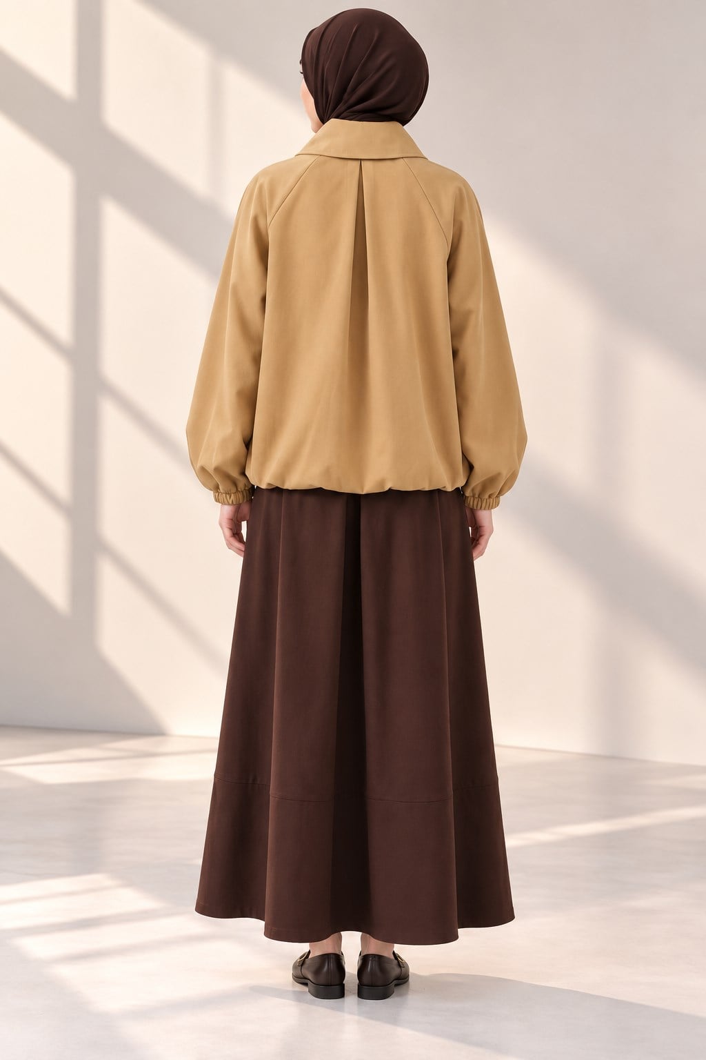 Astarlı Çiçek Nakışlı Tesettür Ceket Camel OTW9316