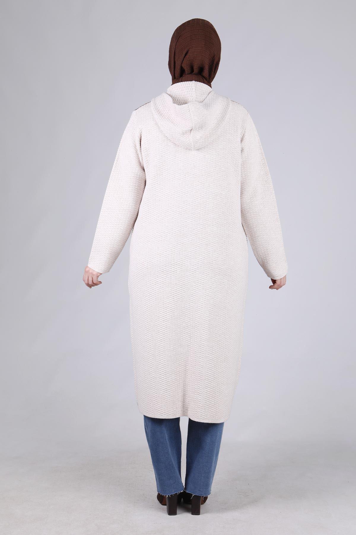 Behrem Büyük Beden Patchwork Triko Kap Krem OTW9314