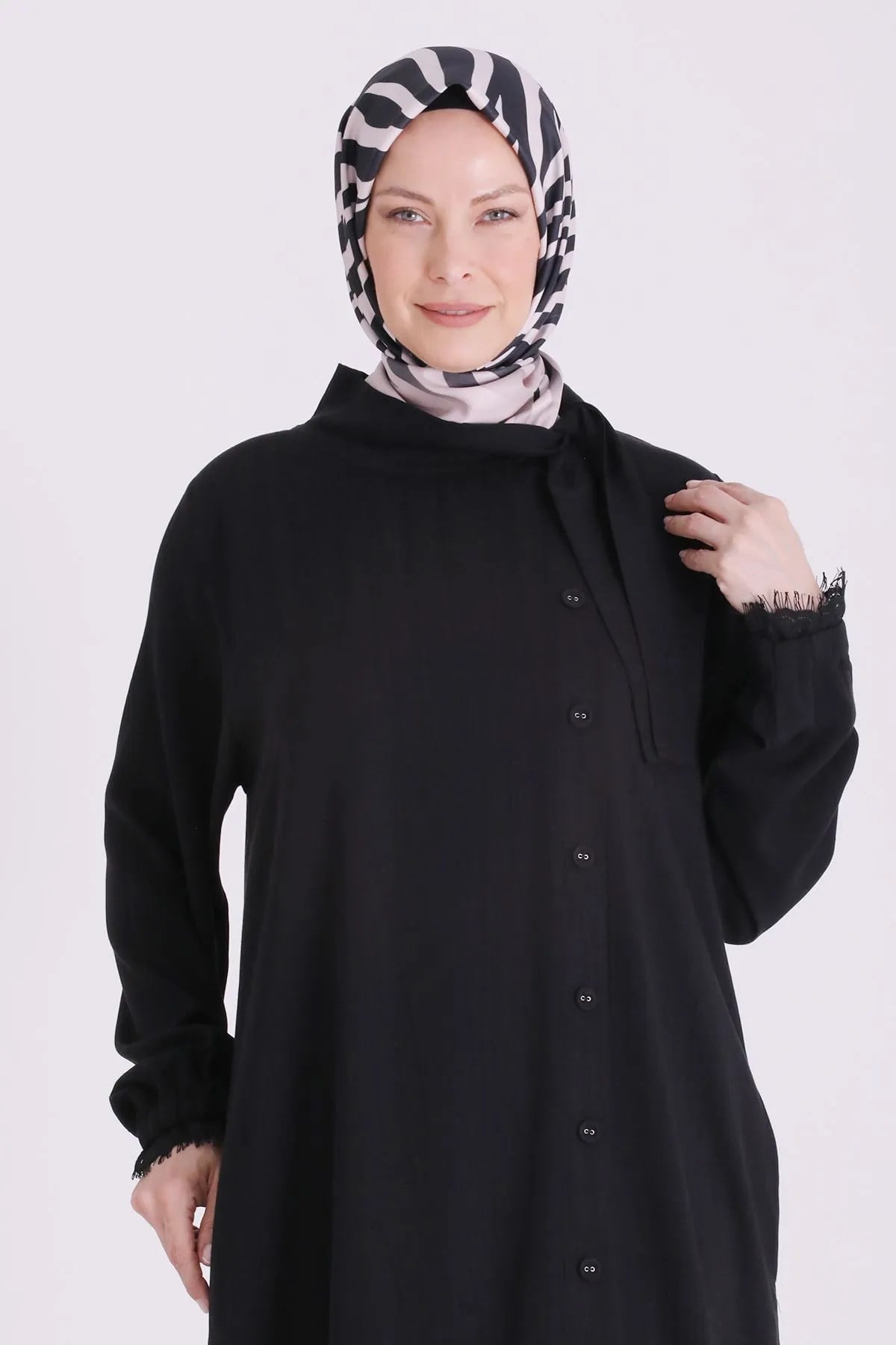 Behrem Büyük Beden Tesettür Elbise Siyah OTW7531