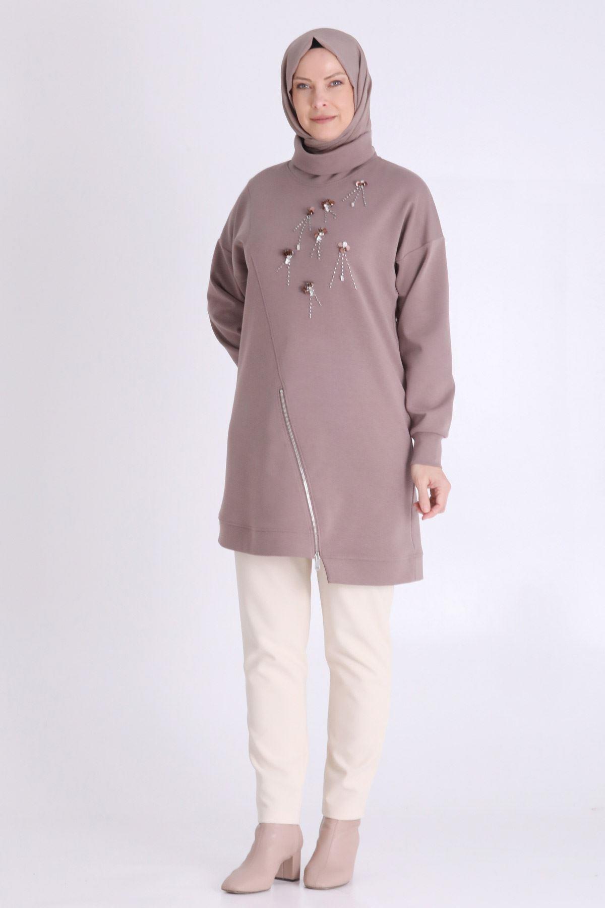 Behrem Taş İşlemeli Asimetrik Fermuar Detaylı Büyük Beden Tesettür Tunik Kestane OTW20127
