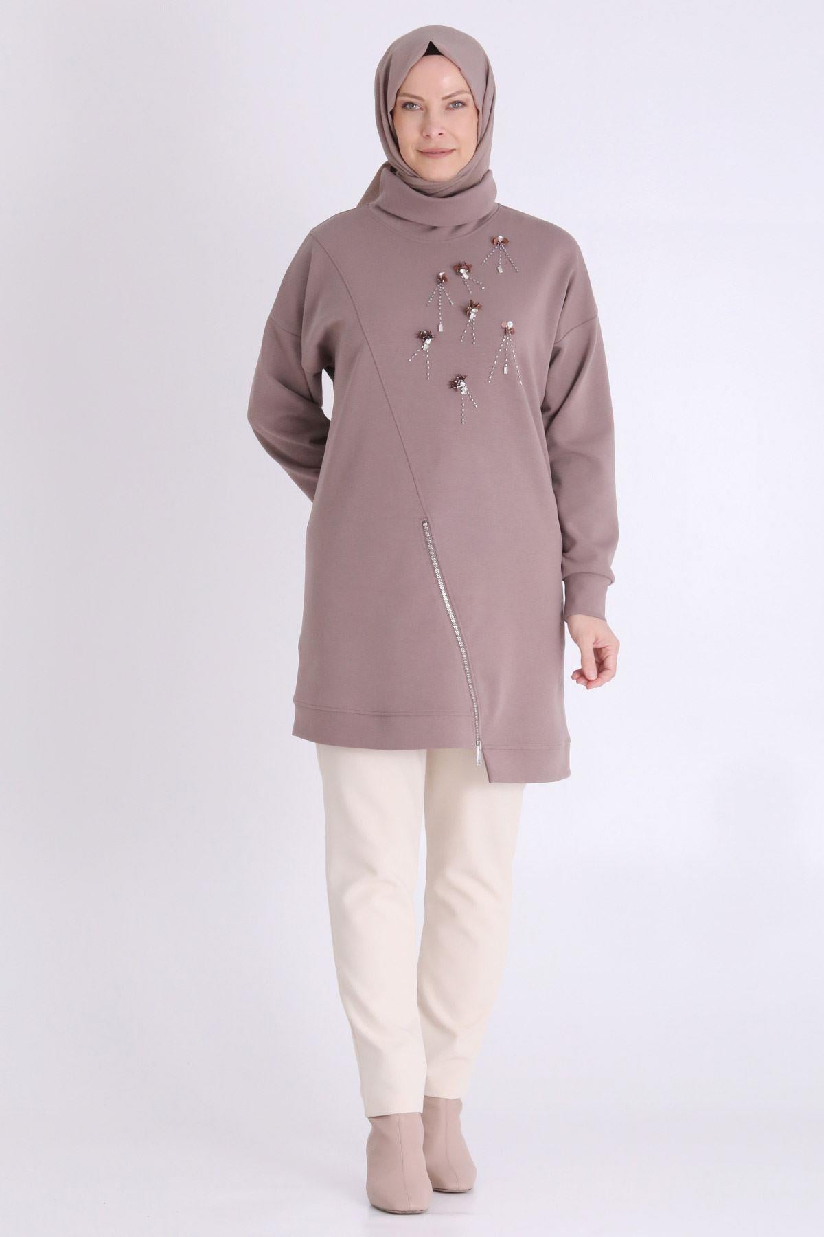 Behrem Taş İşlemeli Asimetrik Fermuar Detaylı Büyük Beden Tesettür Tunik Kestane OTW20127