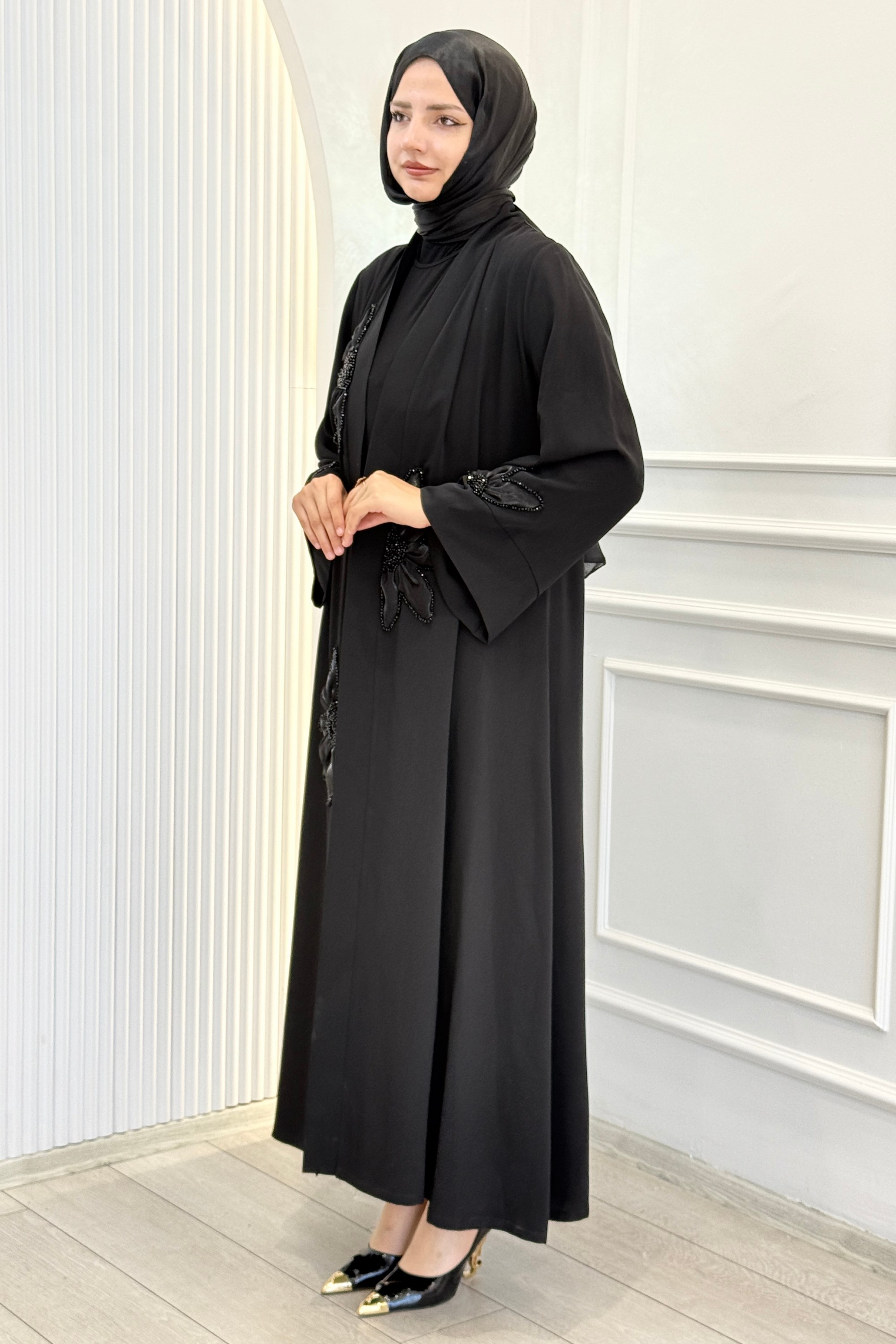 Büyük Beden Çiçek Aplikeli Taş İşlemeli Abaya Takım Siyah OTW2930