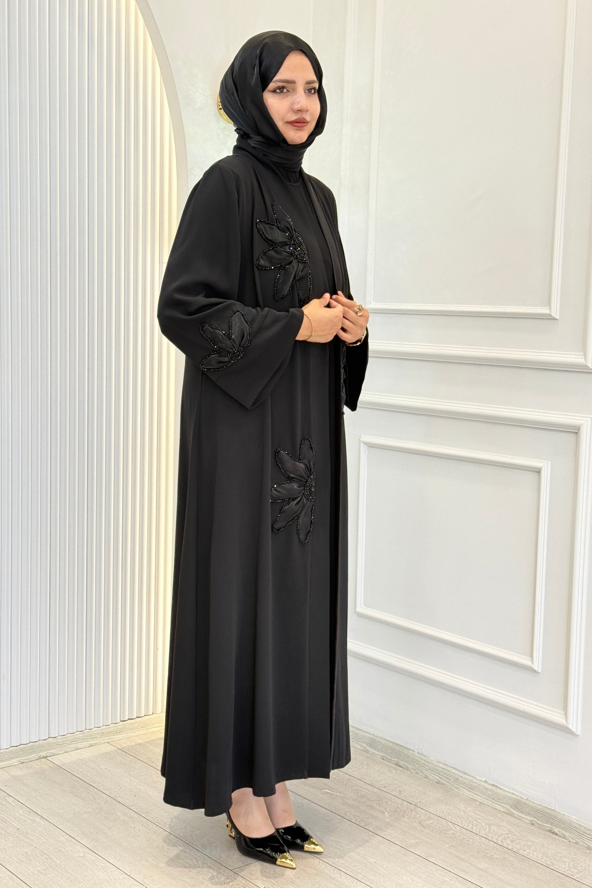 Büyük Beden Çiçek Aplikeli Taş İşlemeli Abaya Takım Siyah OTW2930
