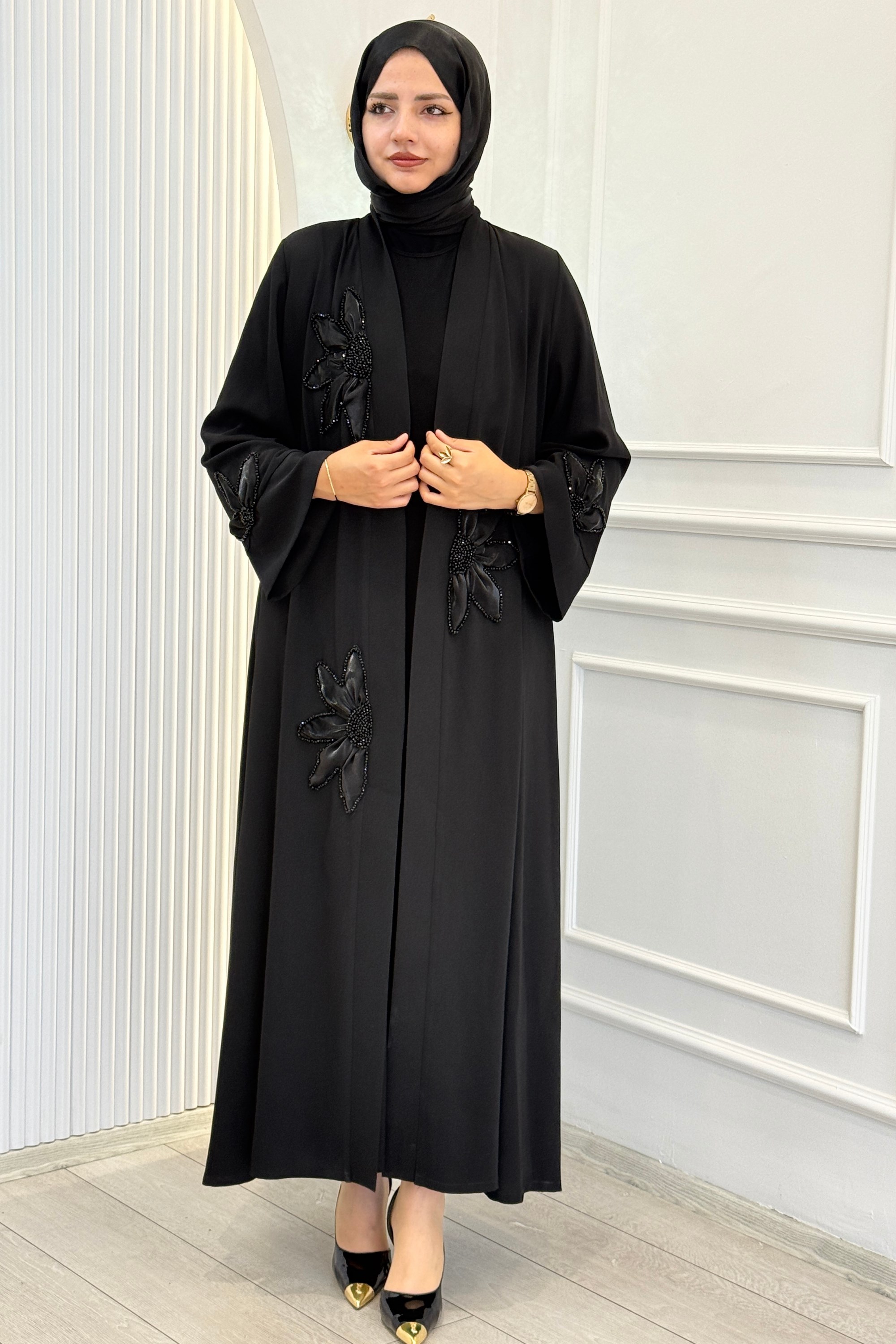 Büyük Beden Çiçek Aplikeli Taş İşlemeli Abaya Takım Siyah OTW2930