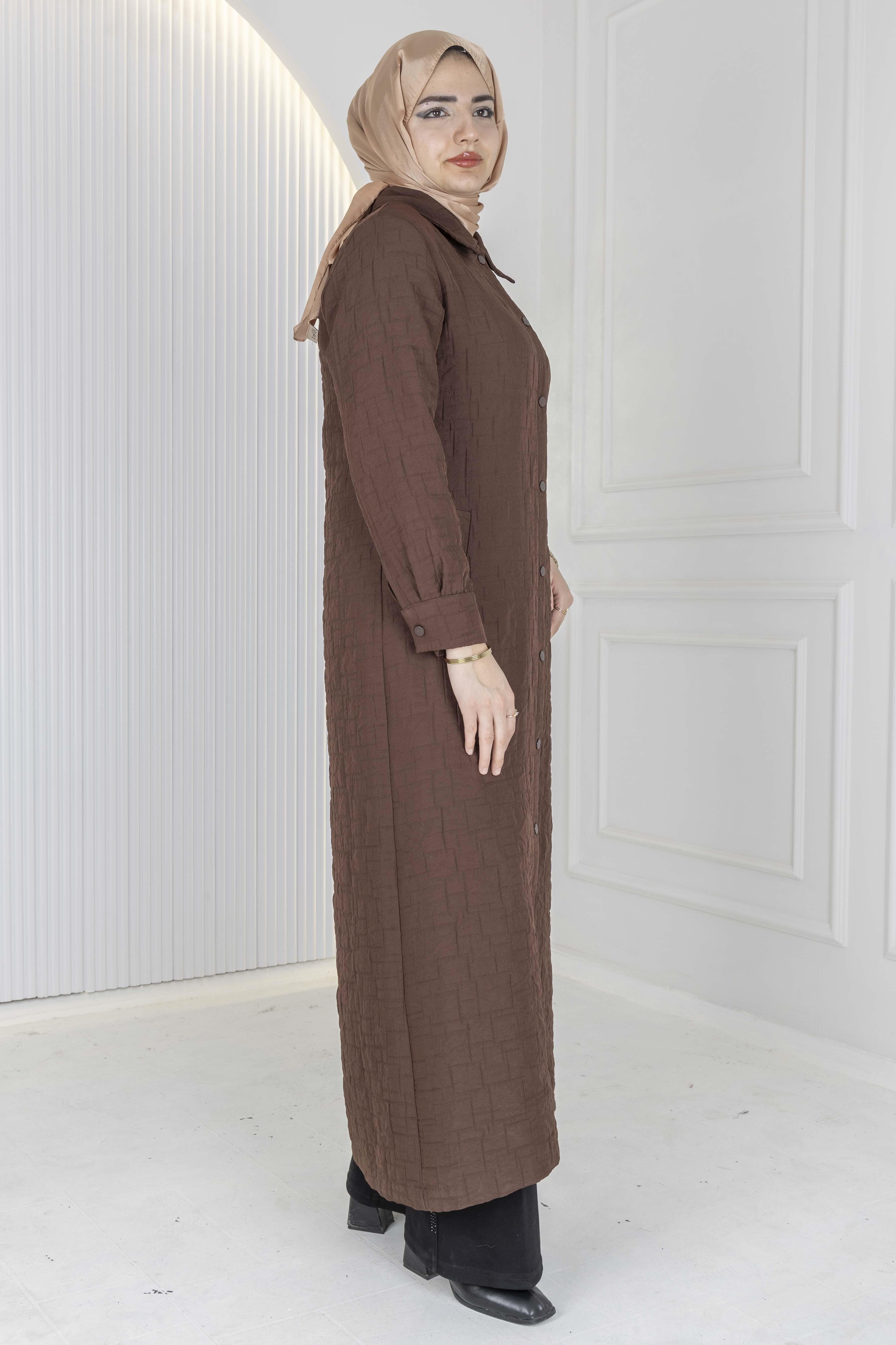 Büyük Beden Çıtçıtlı Kapitone Uzun Ferace Kahve OTW5190