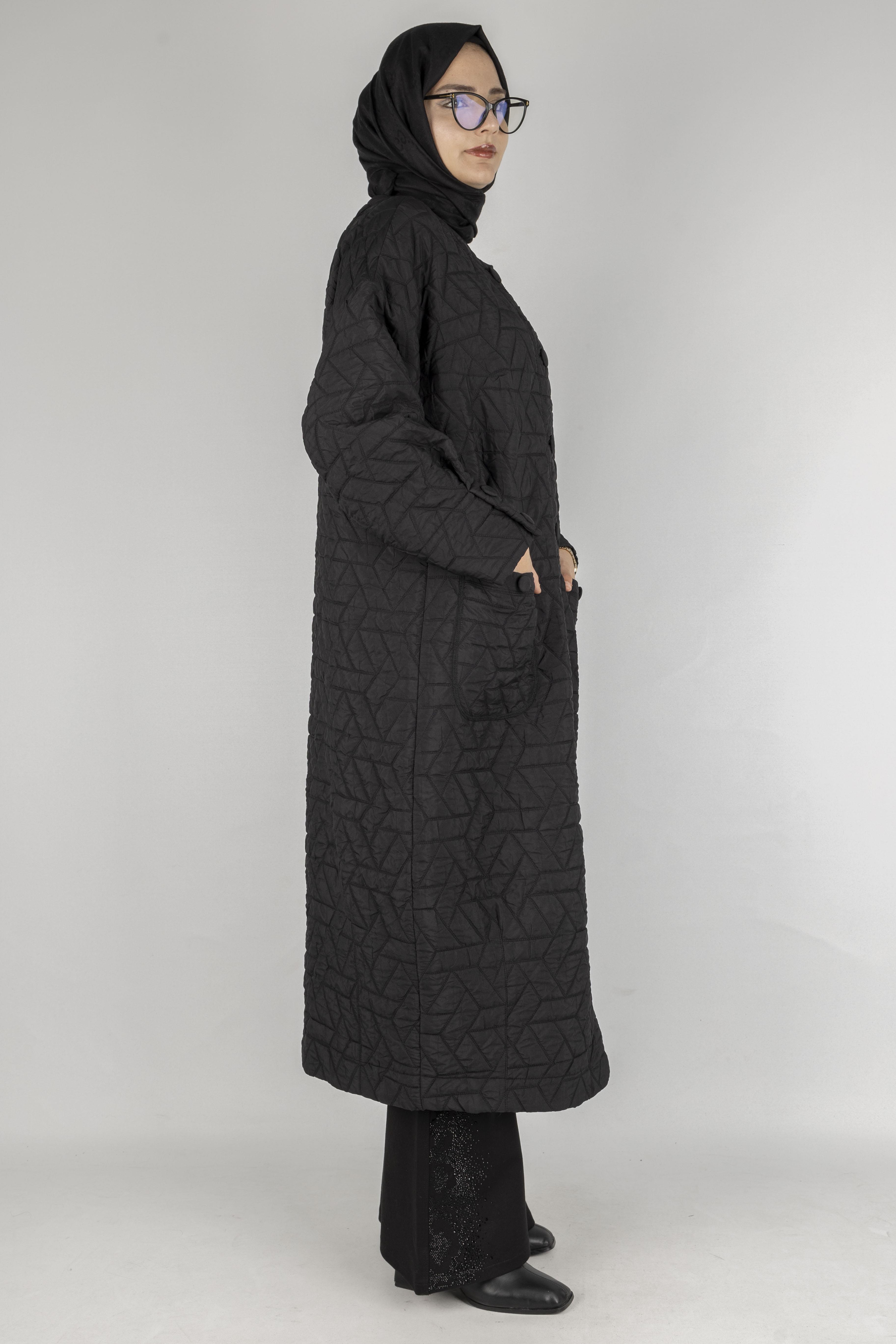 Büyük Beden Düğmeli Kapitone Mont Siyah OTW2051