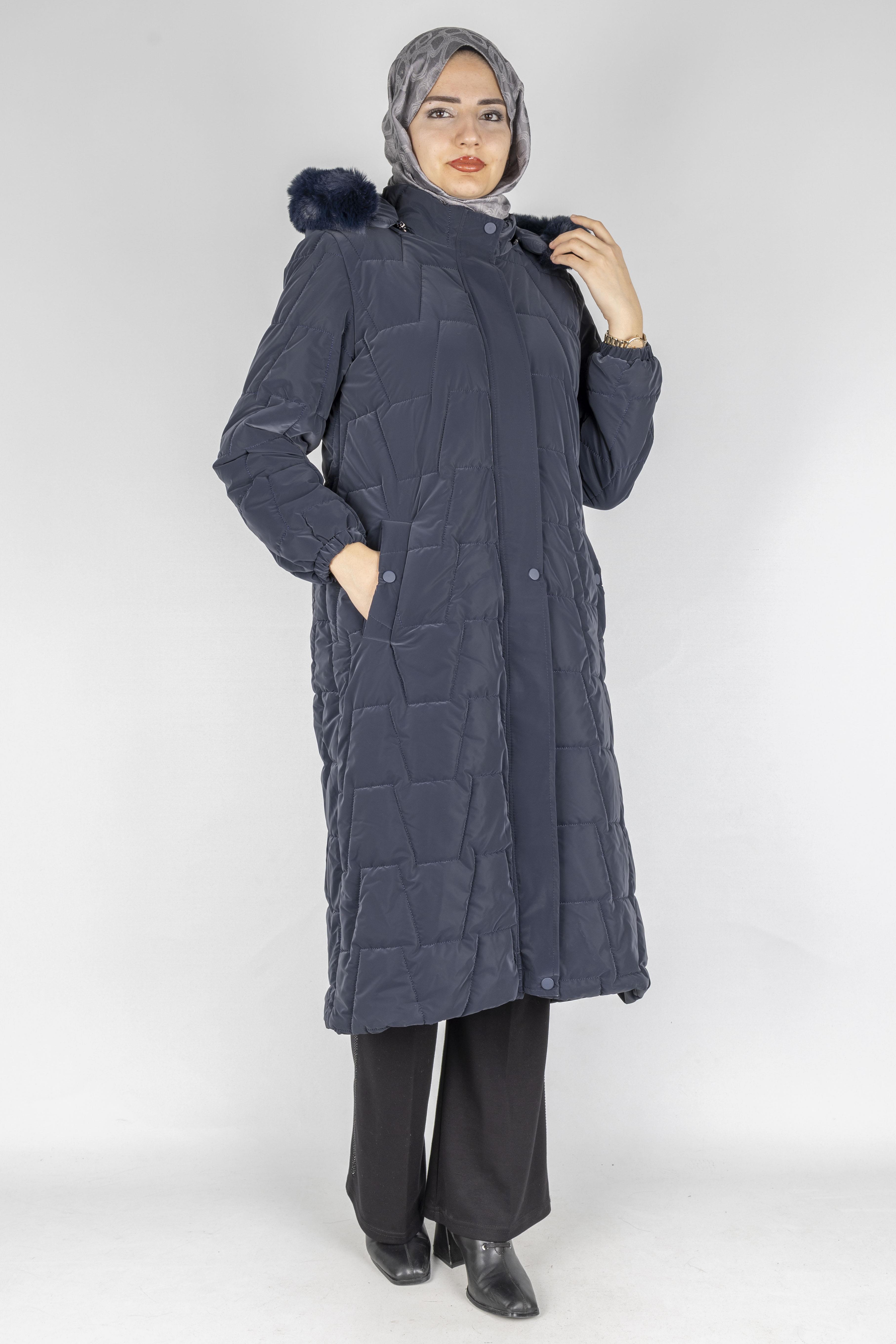 Büyük Beden Kürk Kapüşonlu Uzun Şişme Mont Lacivert OTW5238