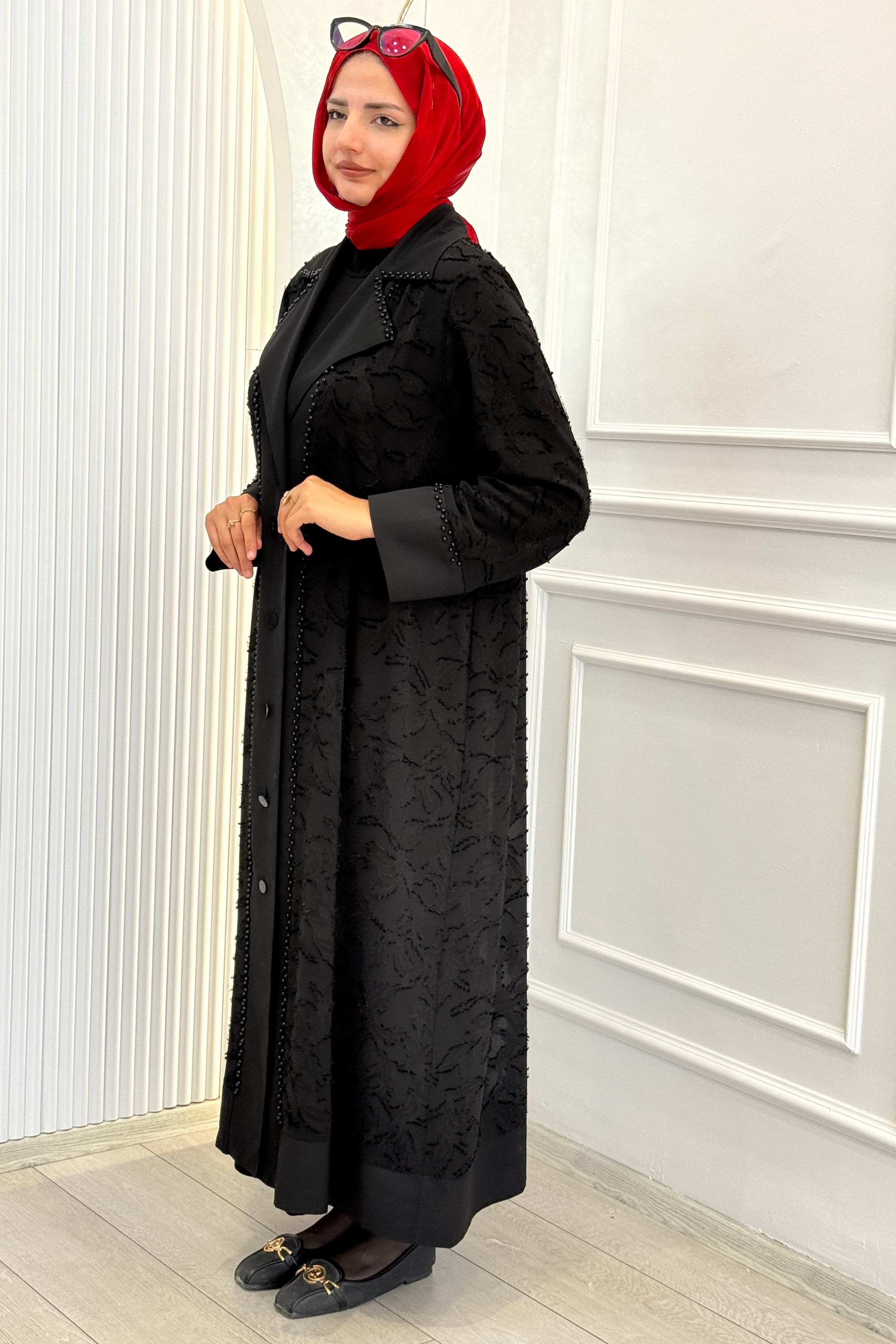 Büyük Beden Özel Dokulu Boncuk Detaylı Abaya Takım Siyah OTW26251