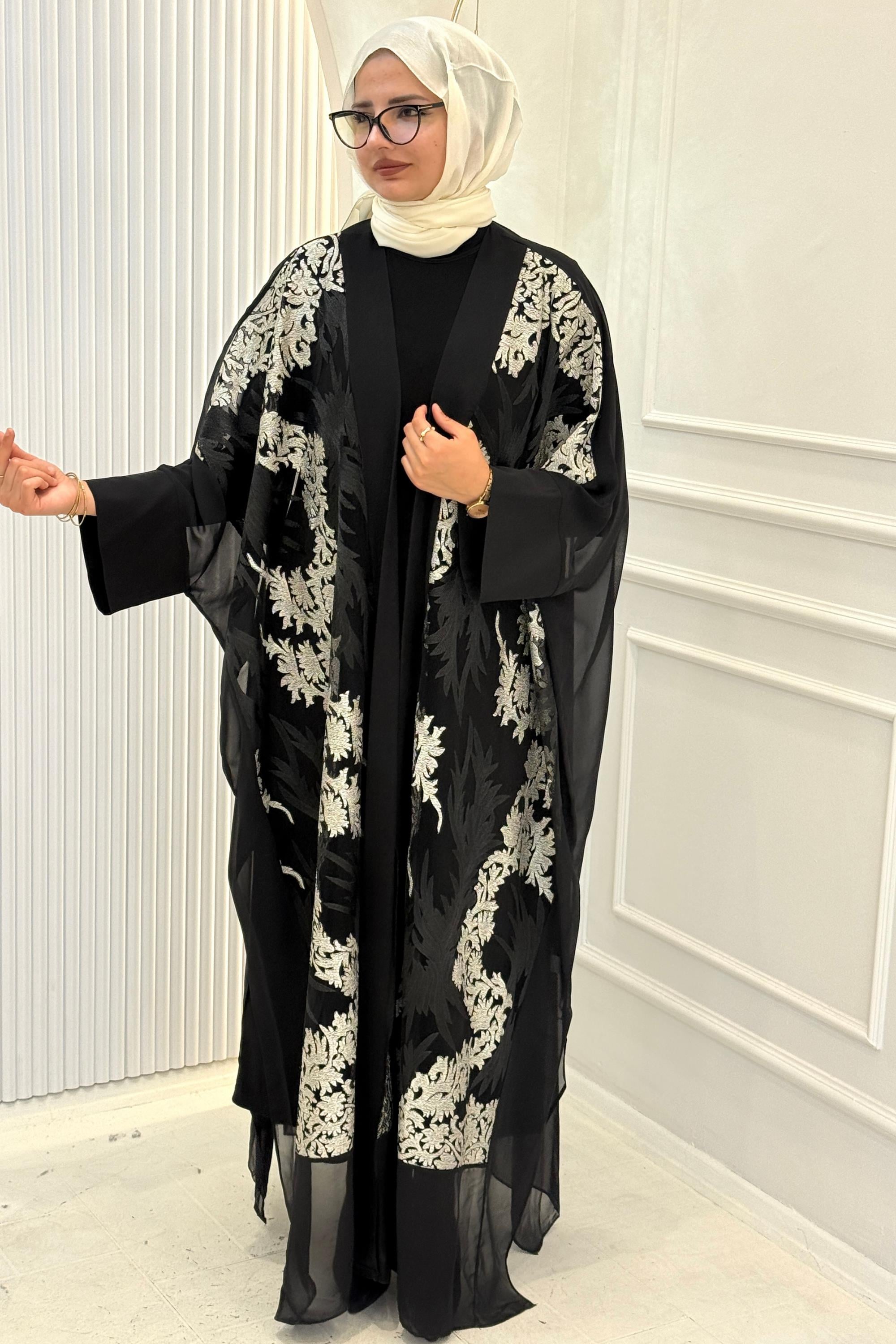 Büyük Beden Şifon Nakışlı Abaya Siyah OTW7160