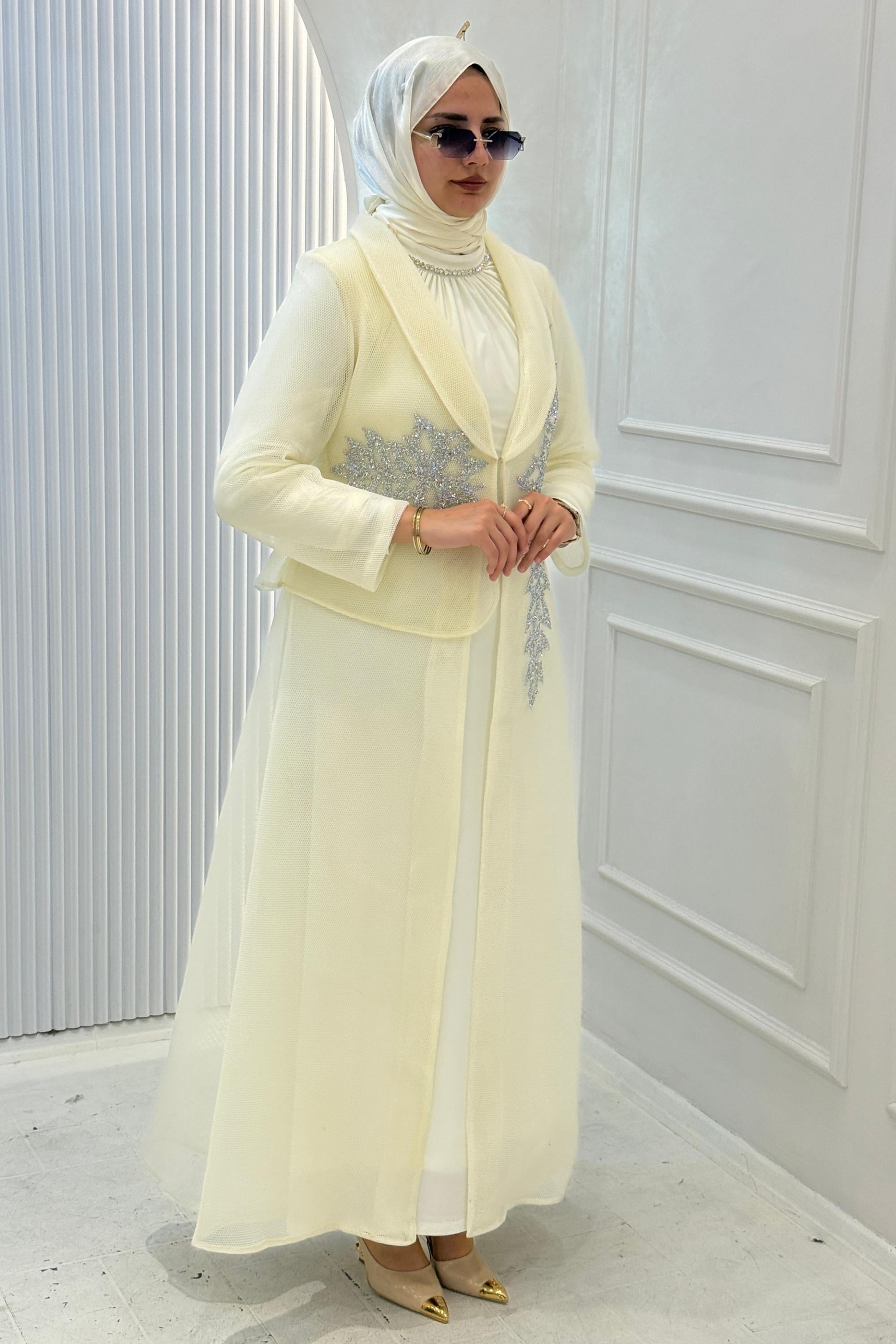 Büyük Beden Taş İşlemeli Abaya Takım Ekru OTW45859