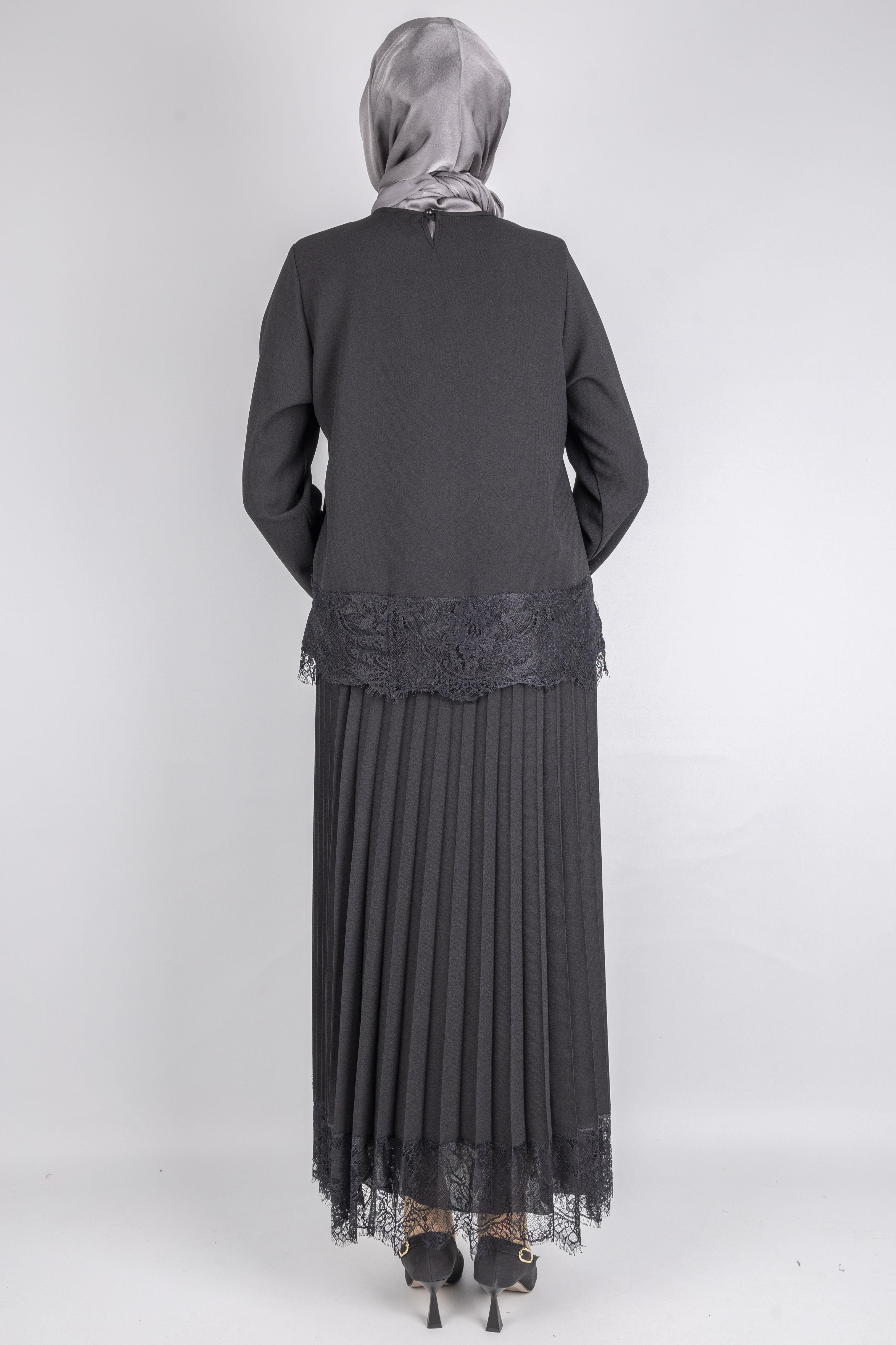 Dantel Detaylı  Krep Bluz Siyah OTW152