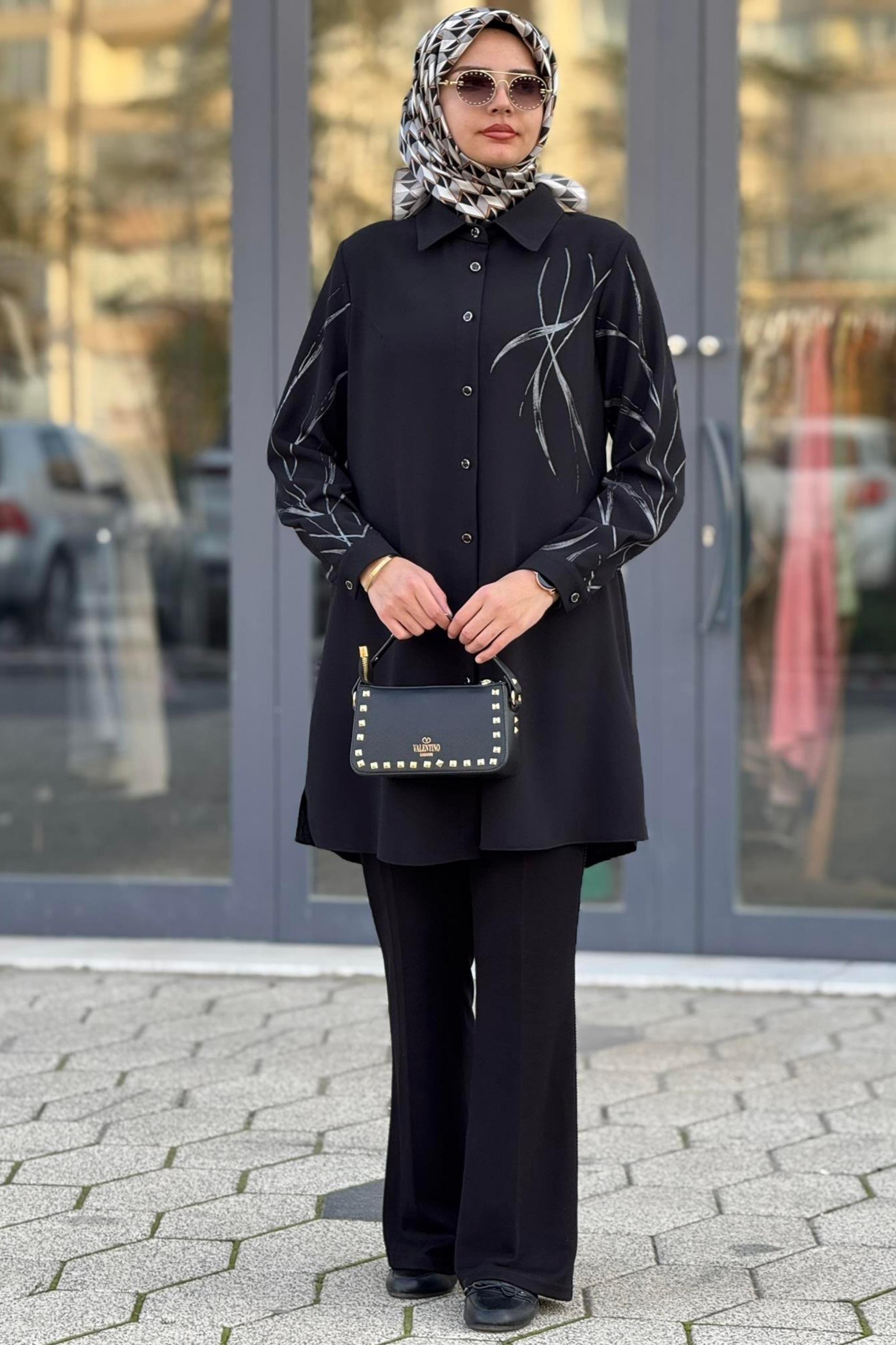 Desenli Krep Tesettür Tunik Siyah OTW2169