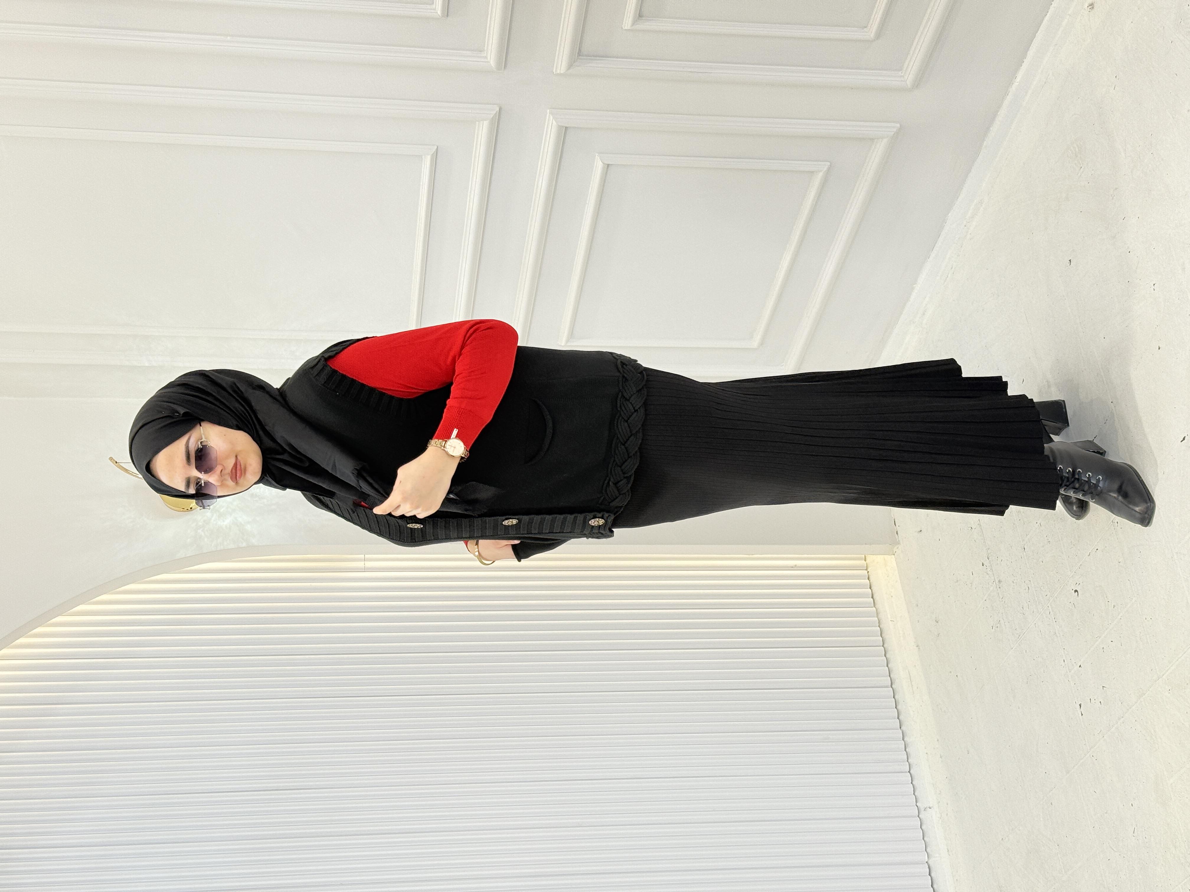 Düğme Detaylı Büyük Beden Örme Triko Yelek Siyah OTW5750