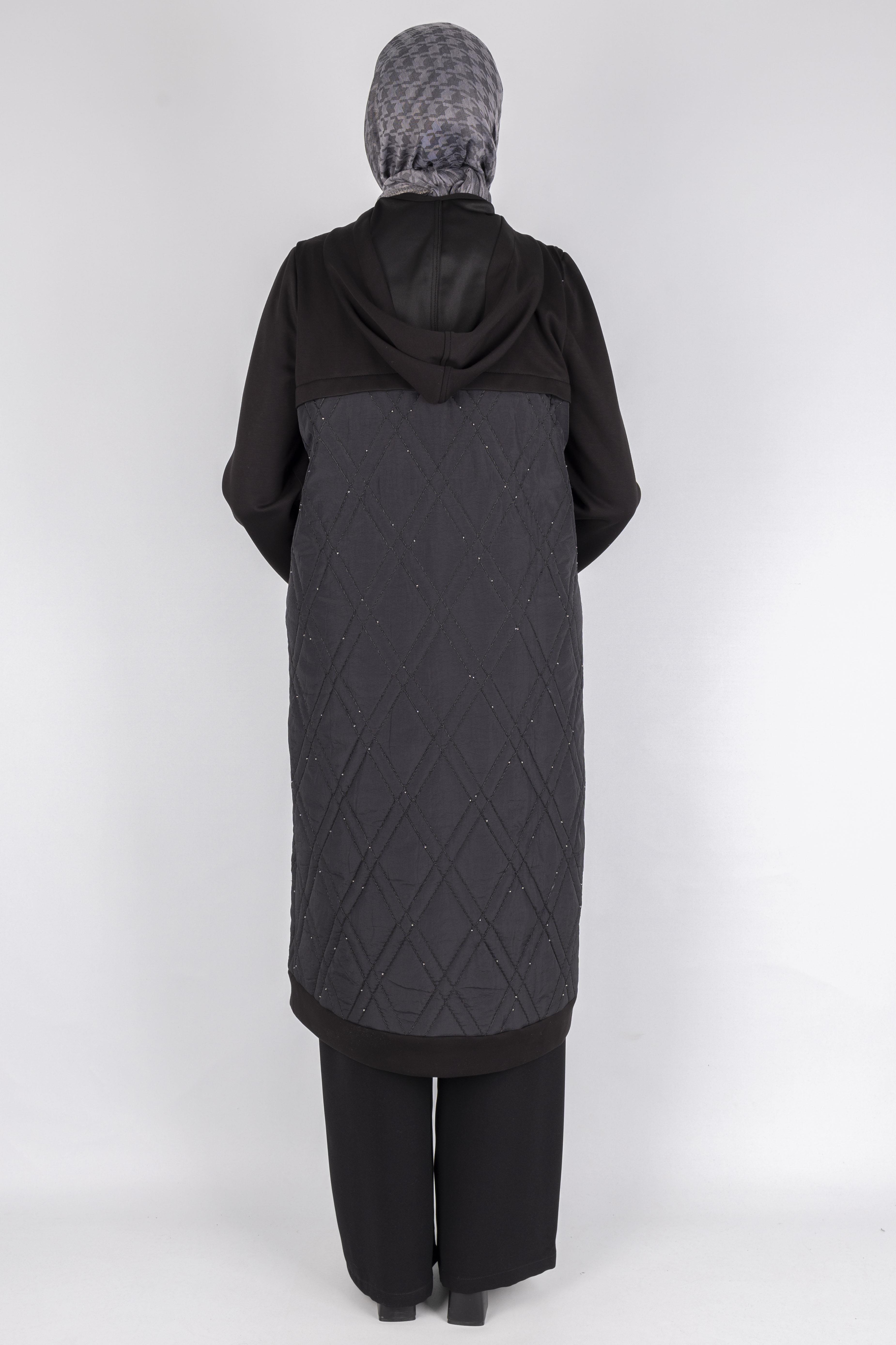 Dule  Taş Serpme Detaylı Elmas Kapitone Uzun Kap Siyah OTW555