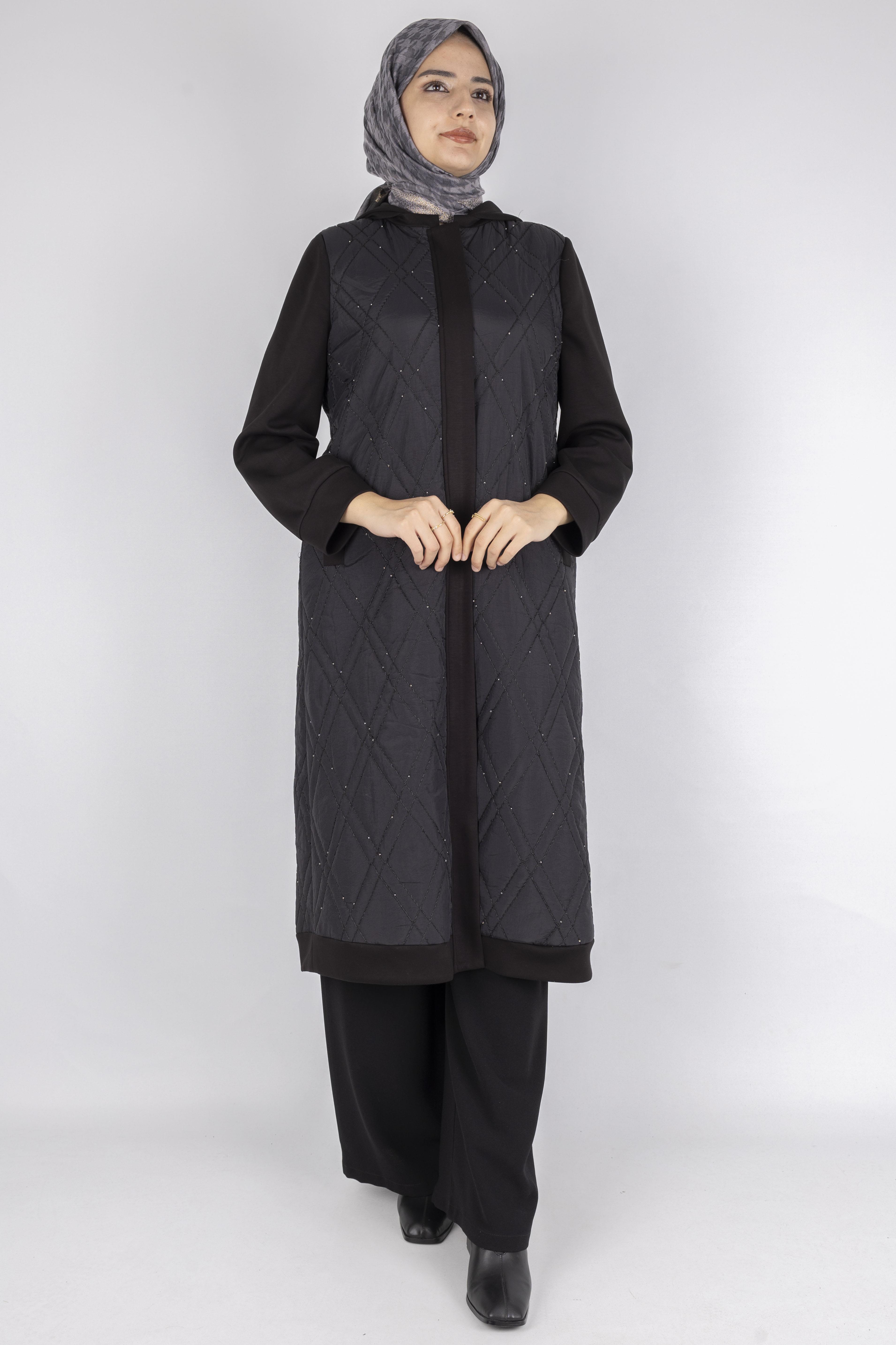 Dule  Taş Serpme Detaylı Elmas Kapitone Uzun Kap Siyah OTW555