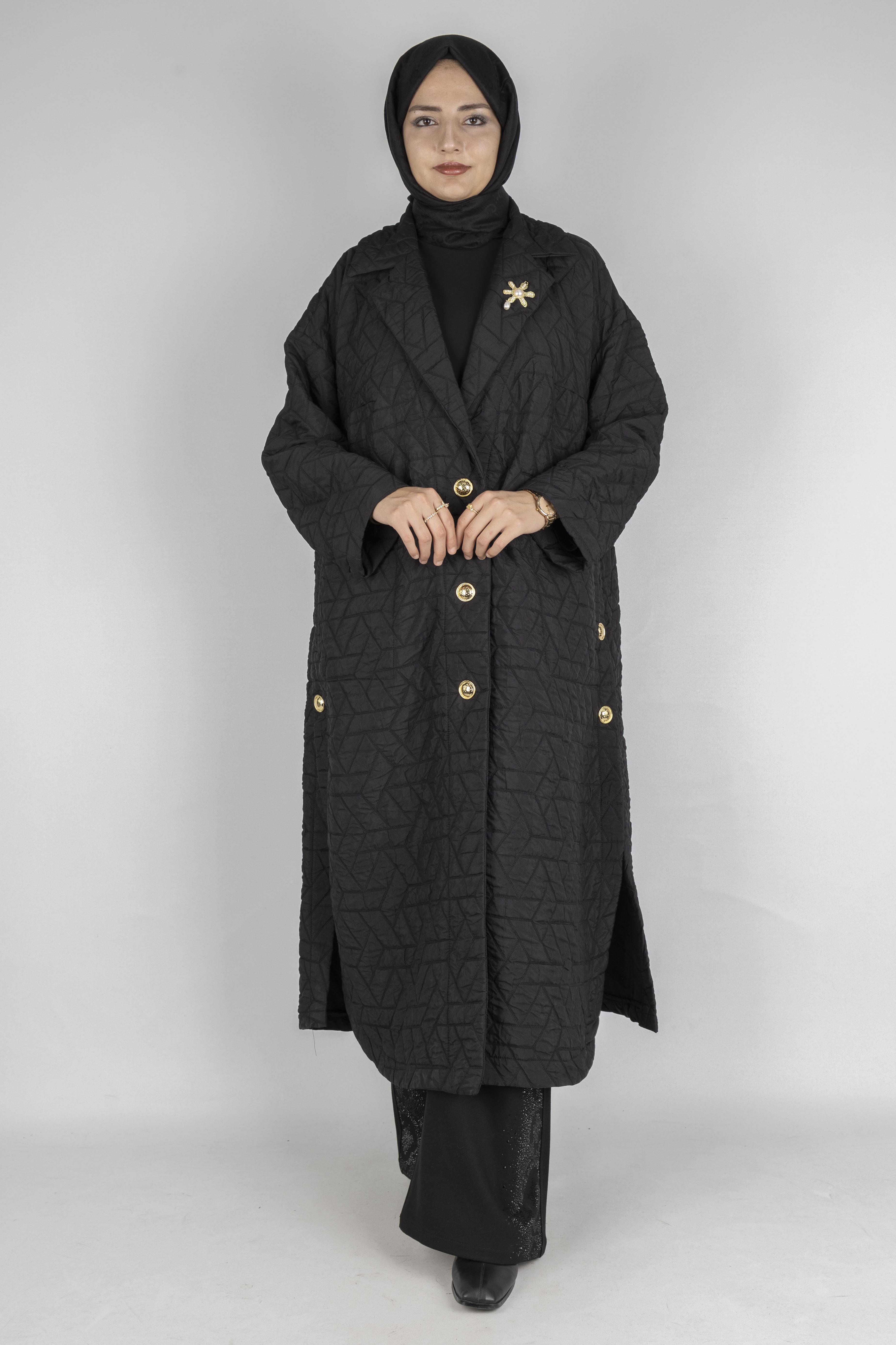 Gold Düğme Detaylı Kapitone Uzun Mont Siyah OTW2967