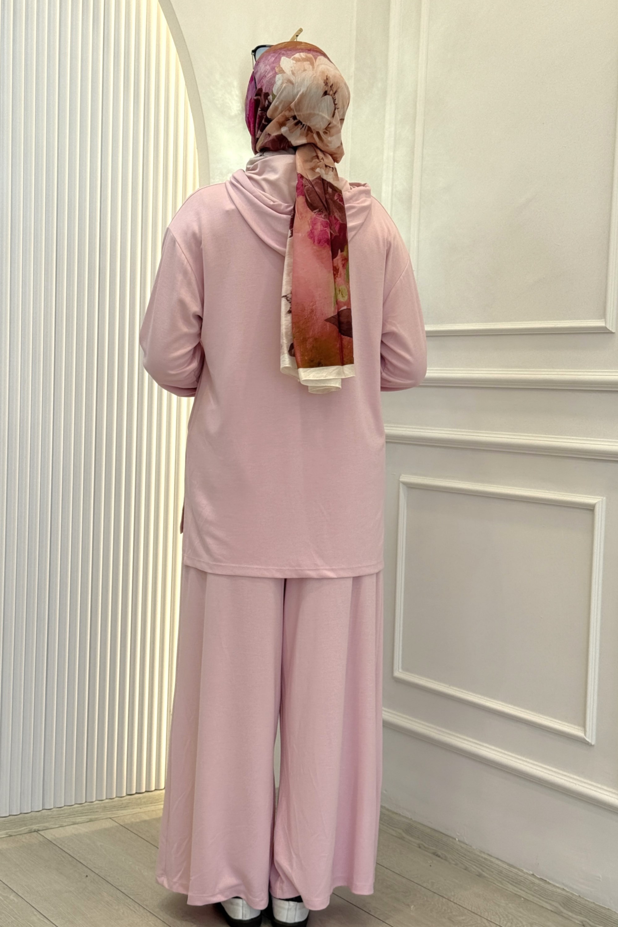 Kapüşonlu Fermuarlı Bol Paça İki İplik Tesettür Takım Pembe OTW5036