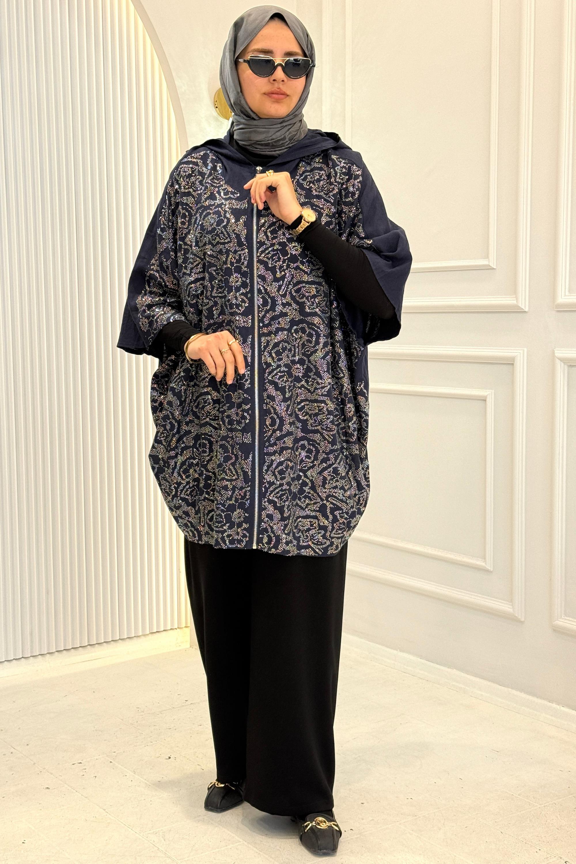 Kapüşonlu Taş İşlemeli Büyük Beden Desenli Panço Kap Lacivert OTW9603