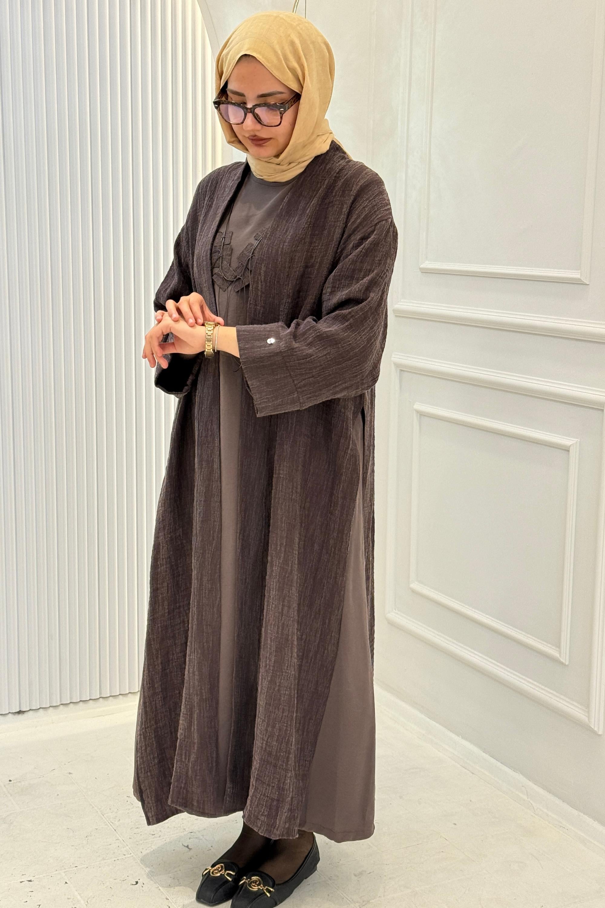 Modern Dokulu Uzun Tesettür Abaya Takım Kahve OTW628