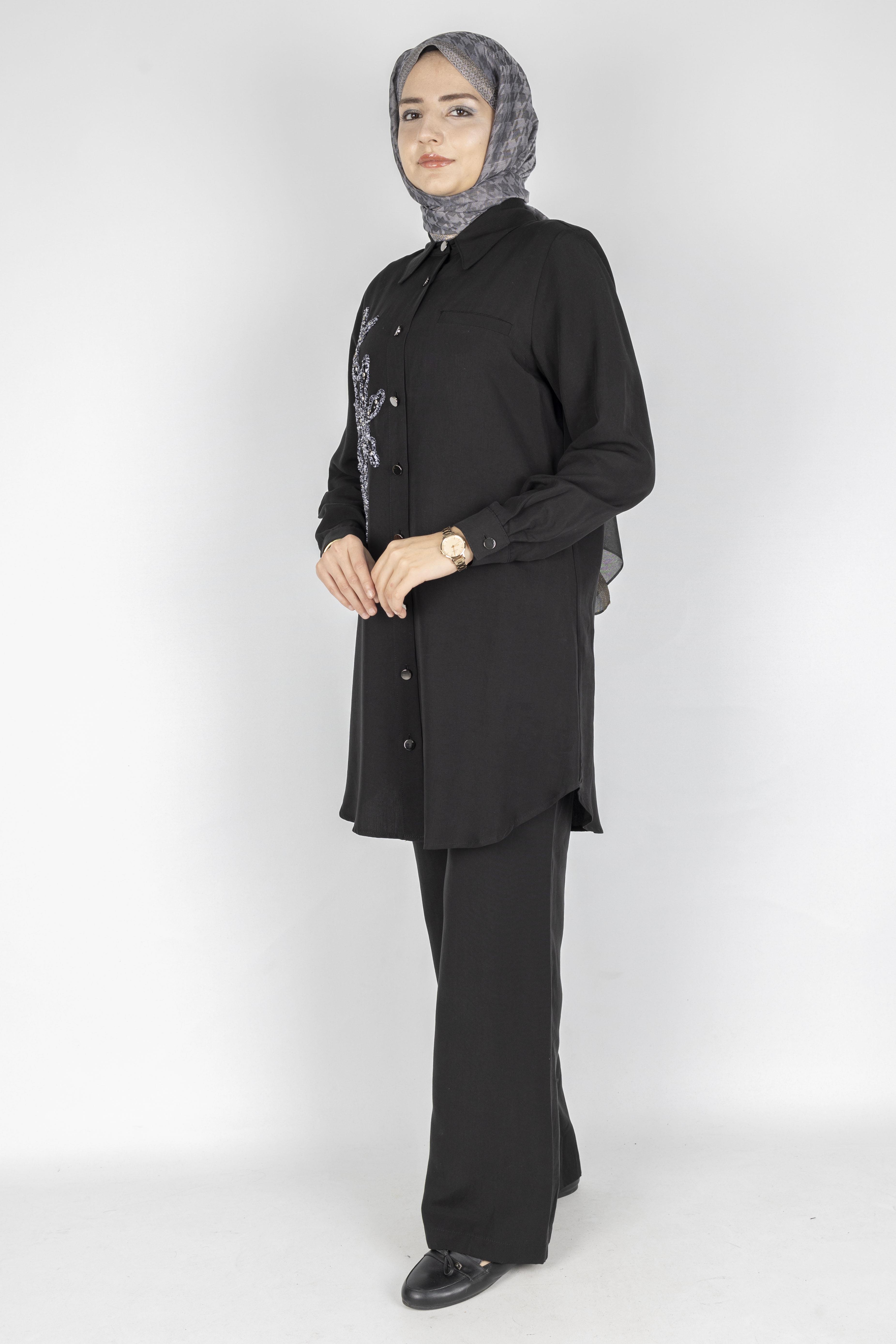 Orhan Store Çiçek İşlemeli Düğmeli Pantolonlu Takım Siyah OTW2703